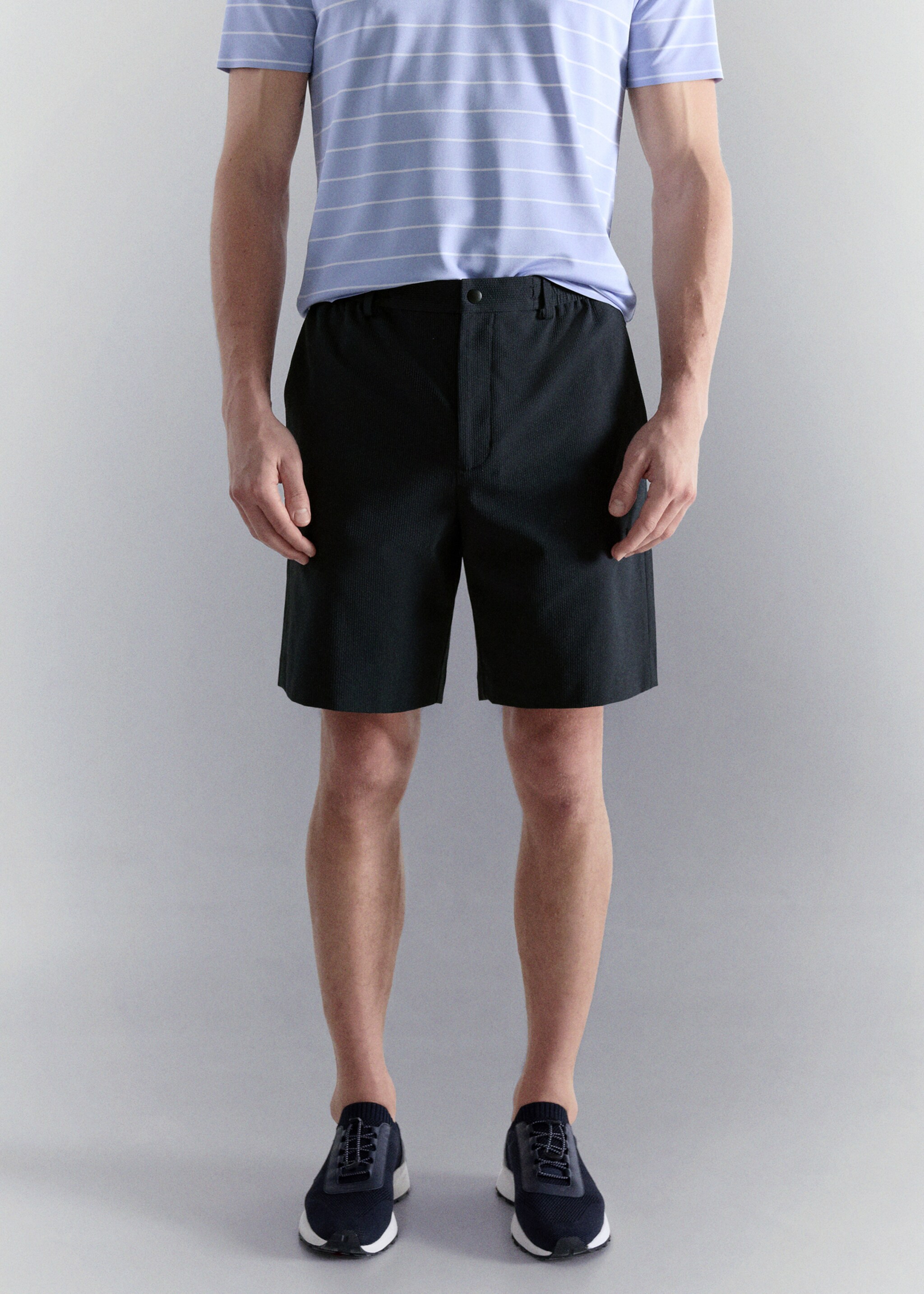 Comfort stretch water-repellent Bermuda - Medium plane, Navy. Ref: 27057897-00.