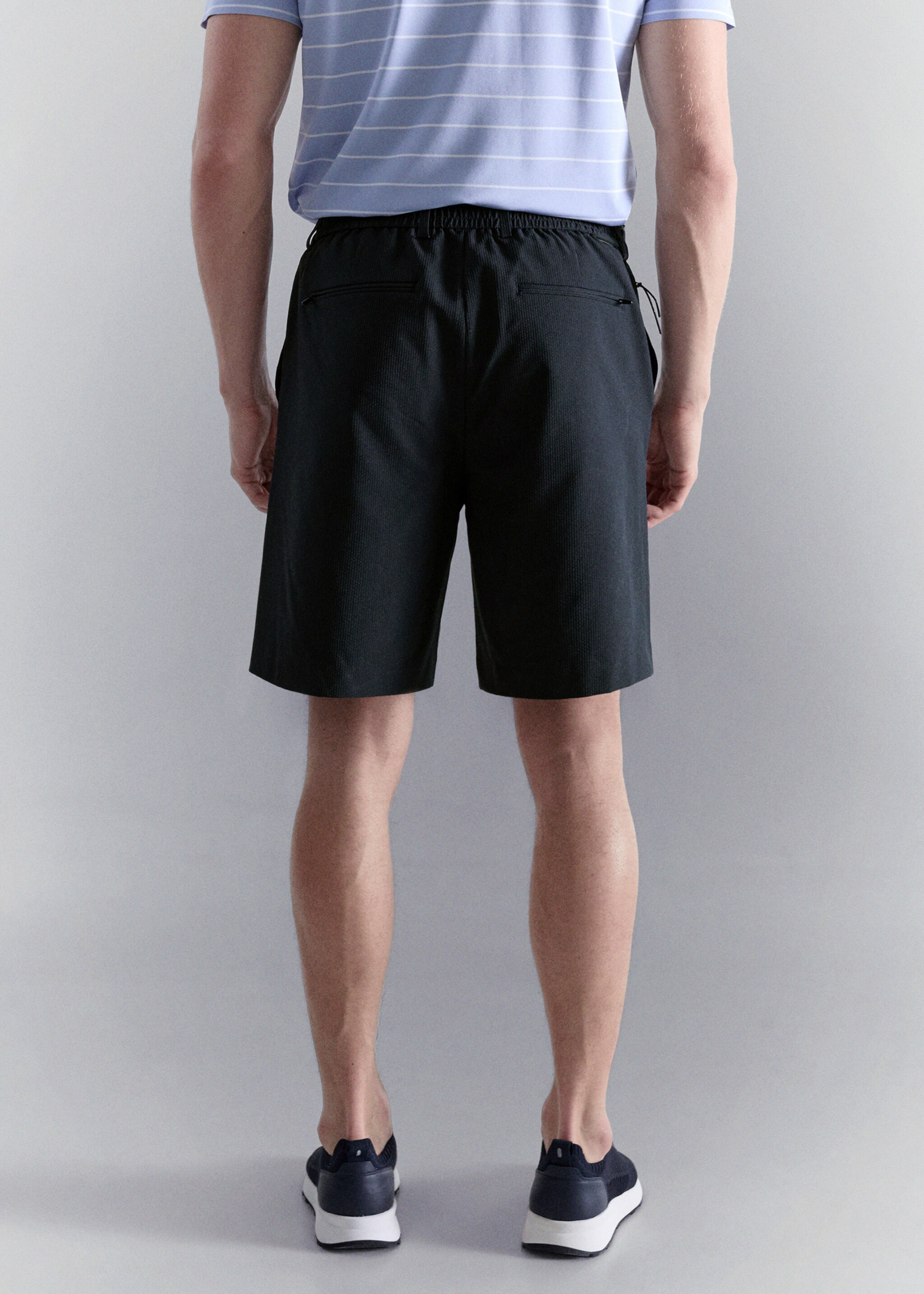 Comfort stretch water-repellent Bermuda - Reverse of the article, Navy. Ref: 27057897-00.