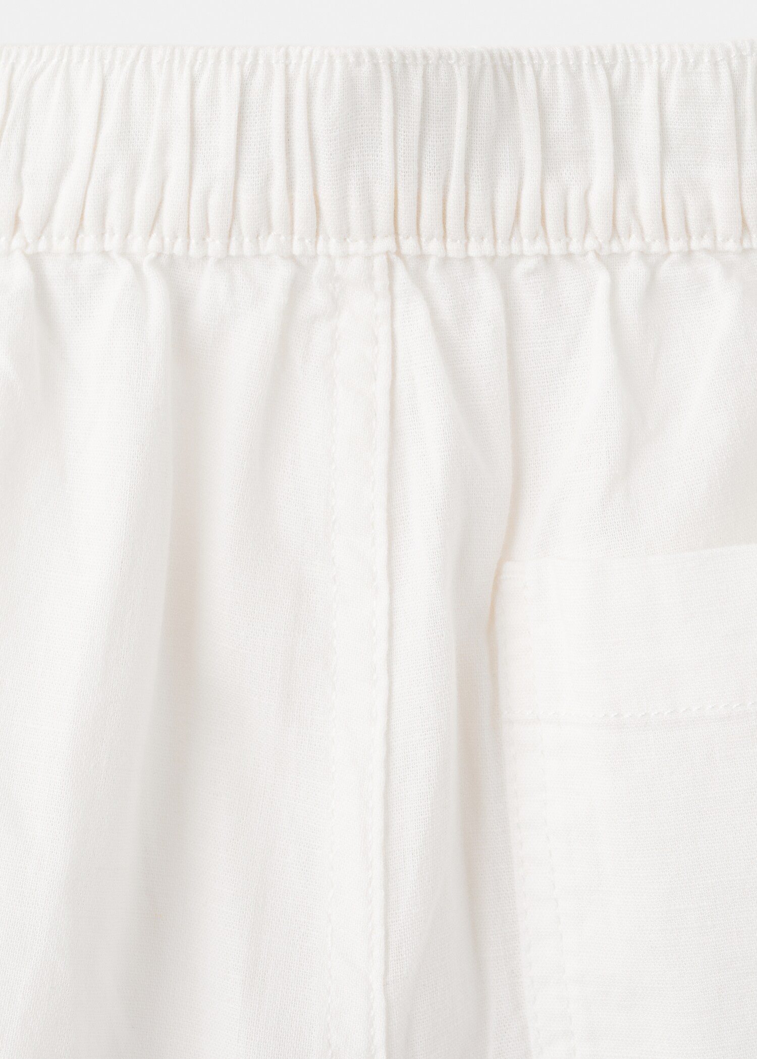 Linen and cotton blend cargo bermudas - Details of the article 0