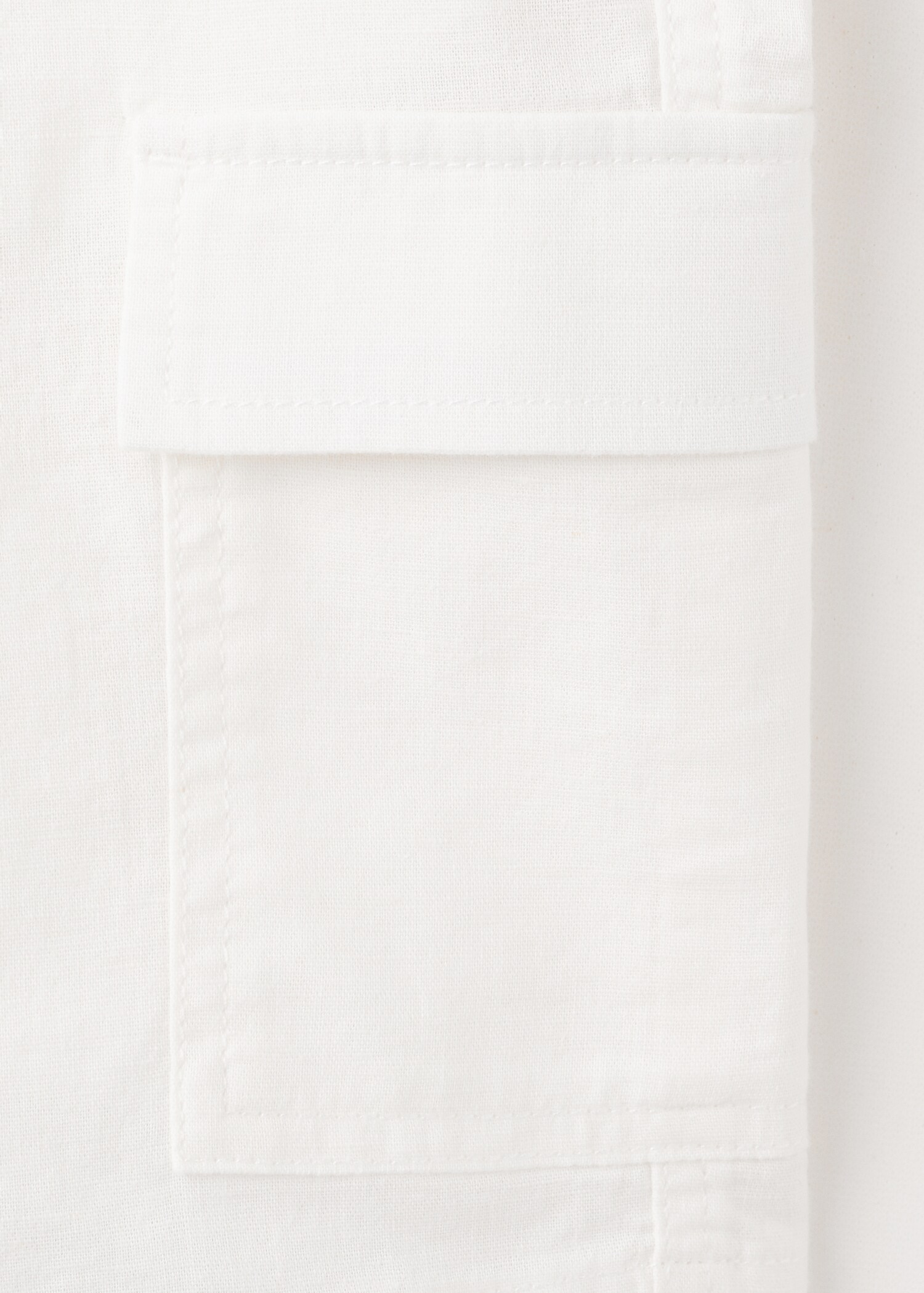 Linen and cotton blend cargo bermudas - Details of the article 8