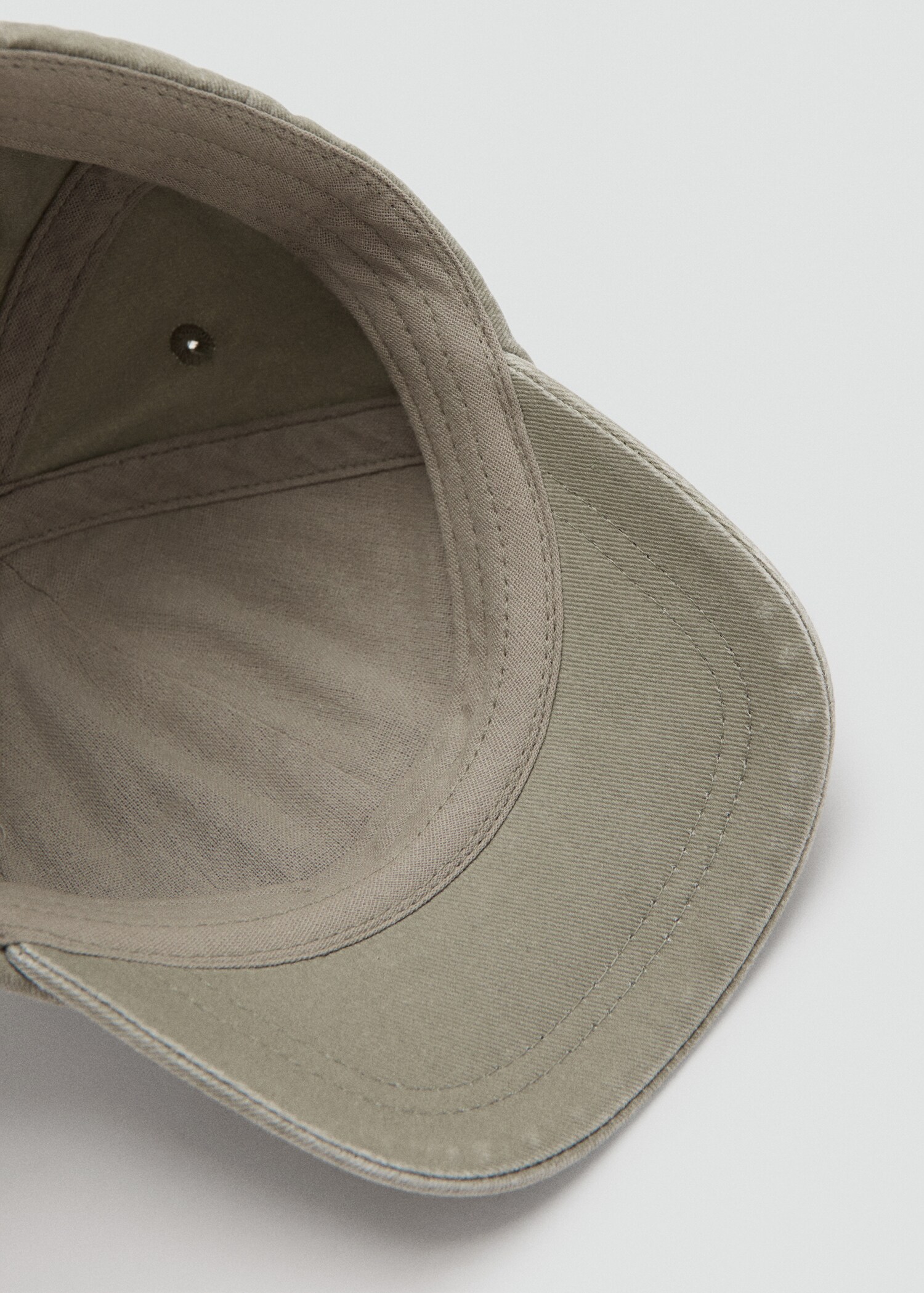 Embroidered graphic cap - Details of the article 2