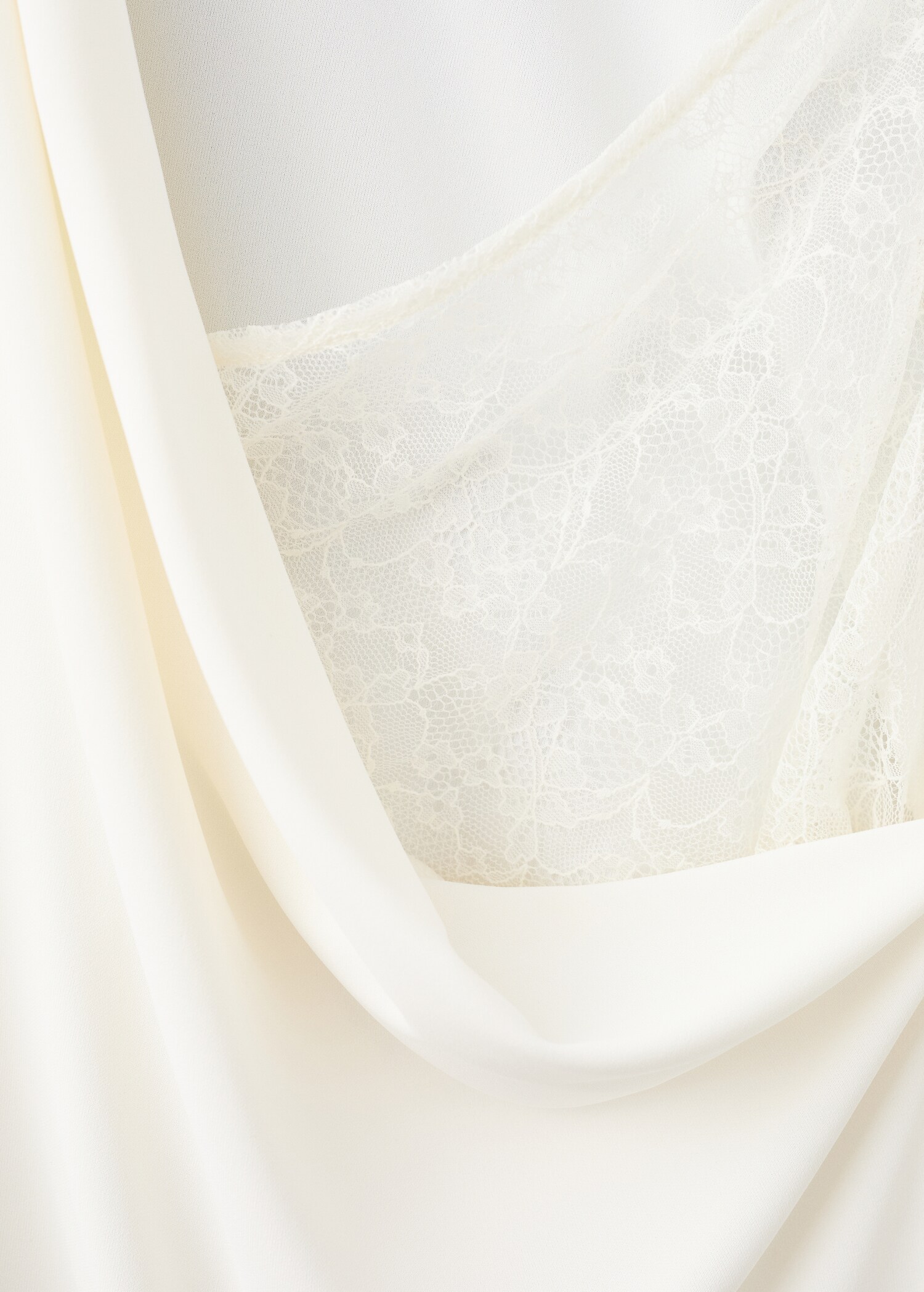 Open back dress - Details of the article 0