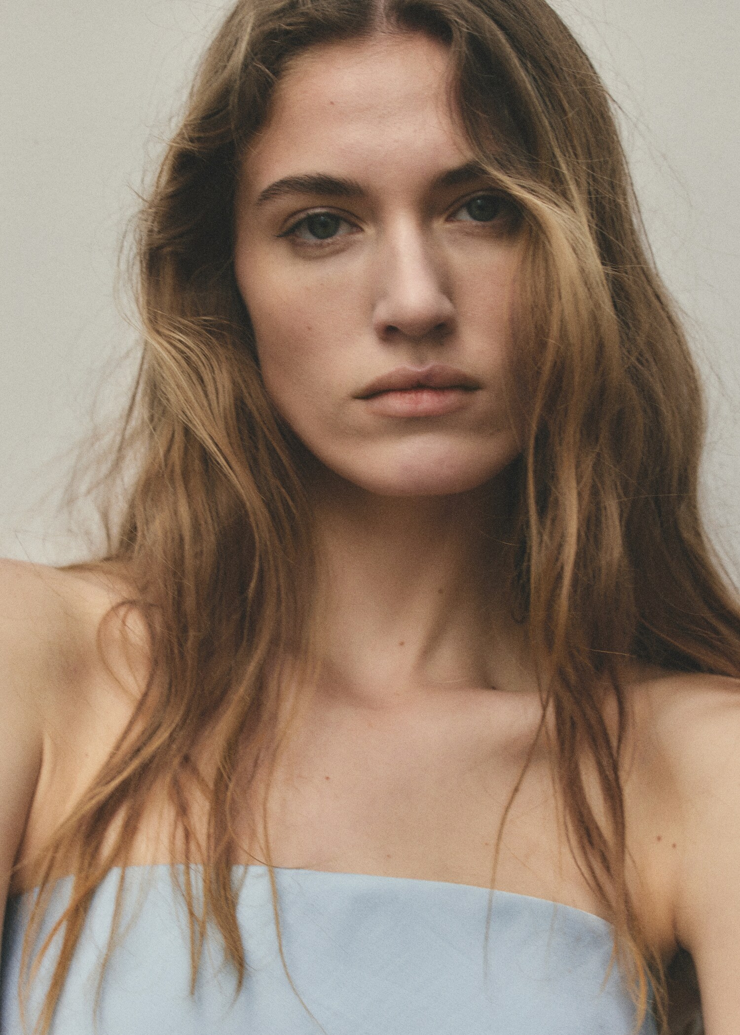 Strapless top with ruffles - Details of the article 1