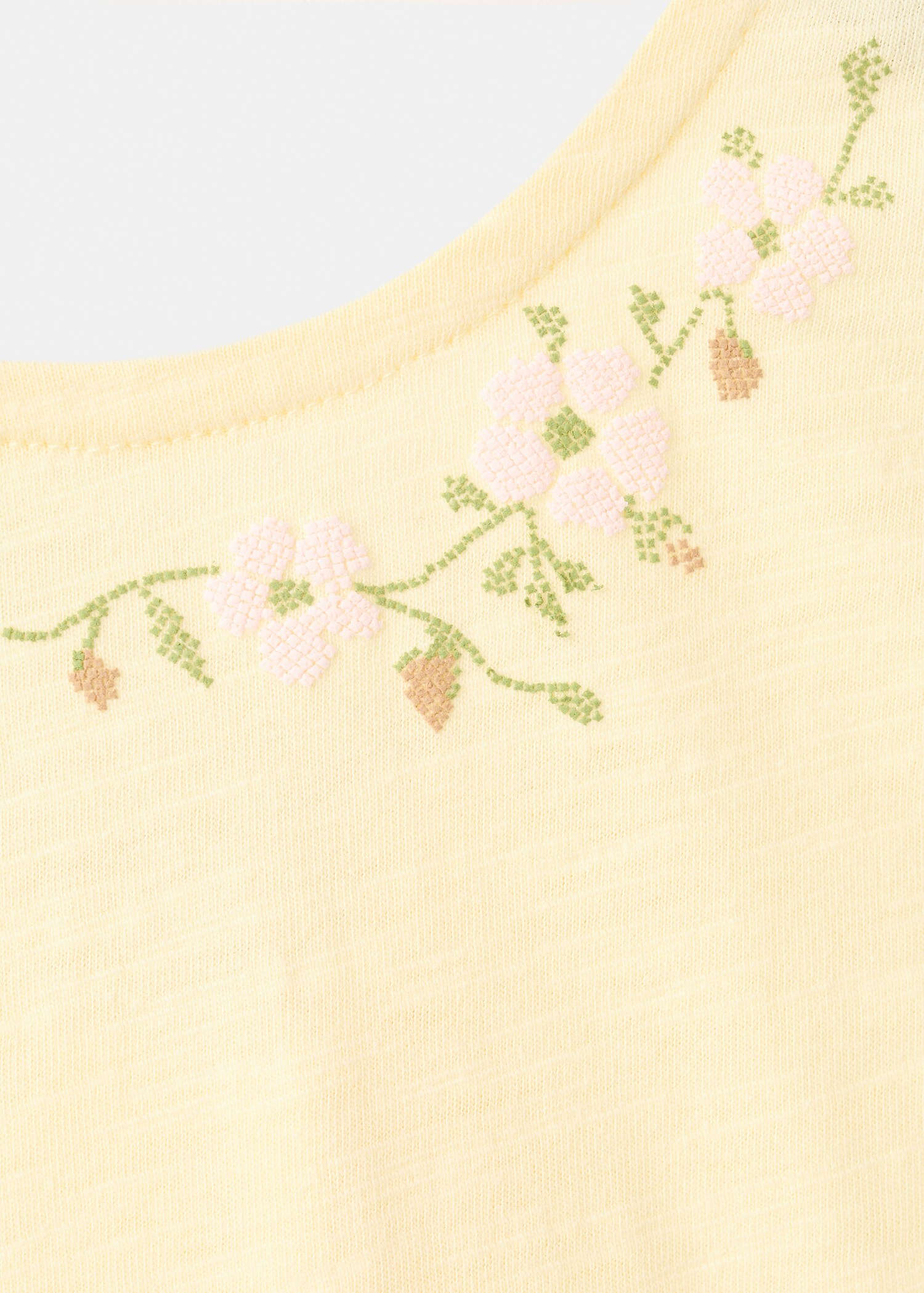Embroidered back-opening T-shirt - Details of the article 8
