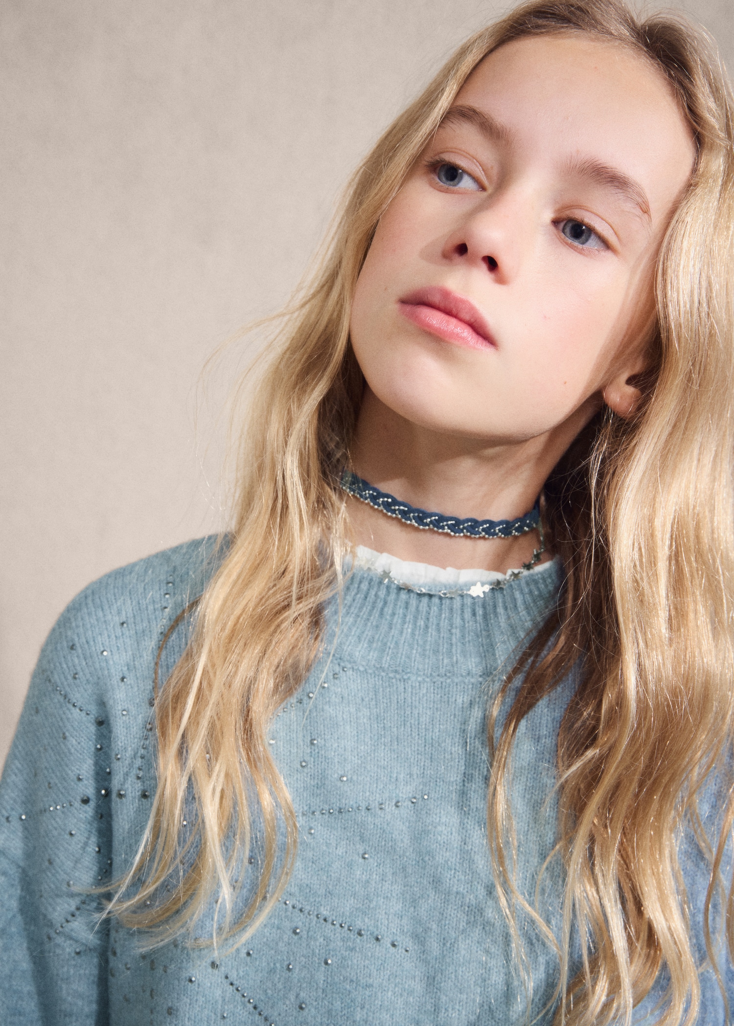 Sweater with rhinestpme details - Details of the article 6