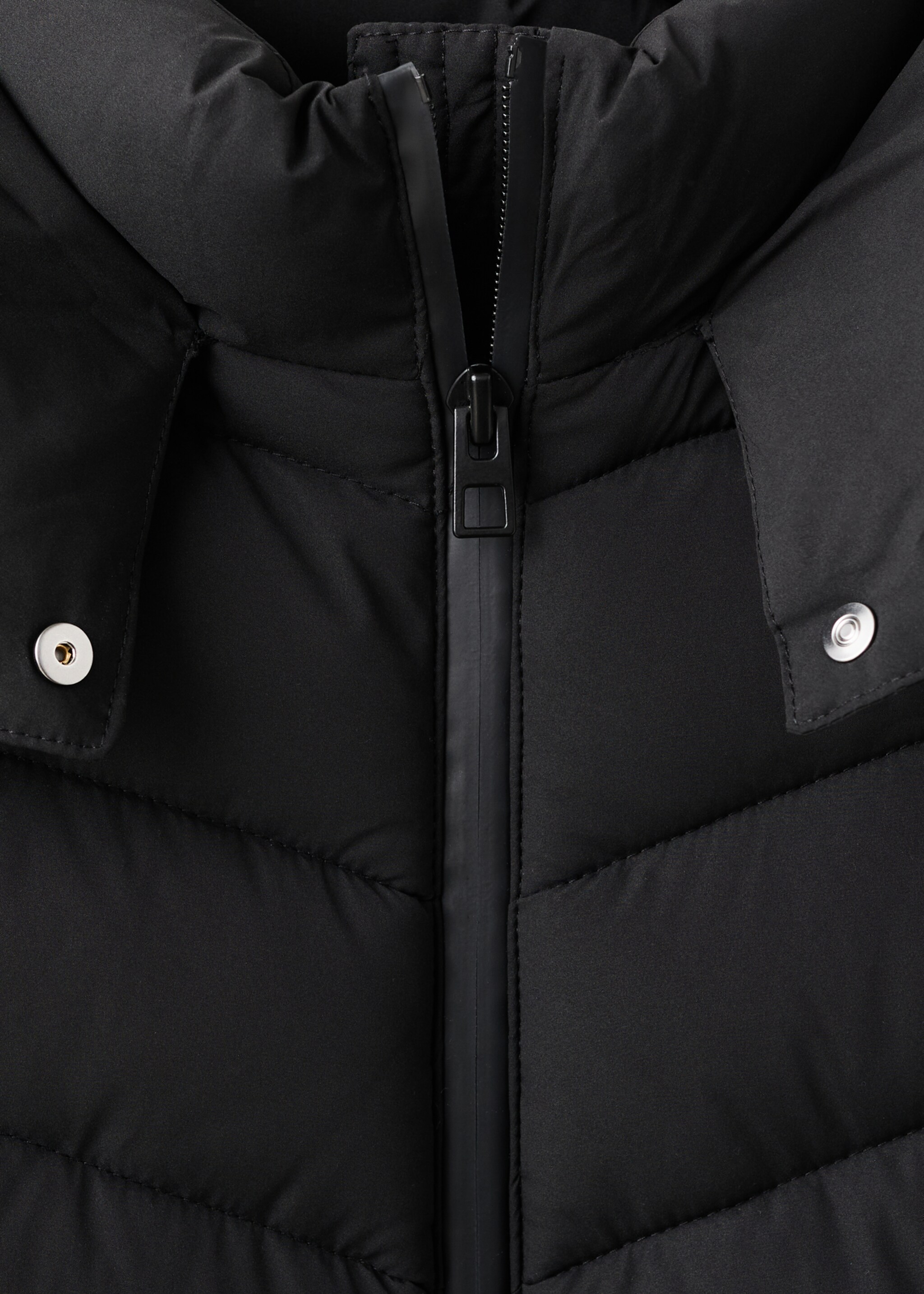 أنوراك ميدي مبطن بقبعة رأس - تفاصيل المنتج 8, أسود. Ref: 27061184-00.