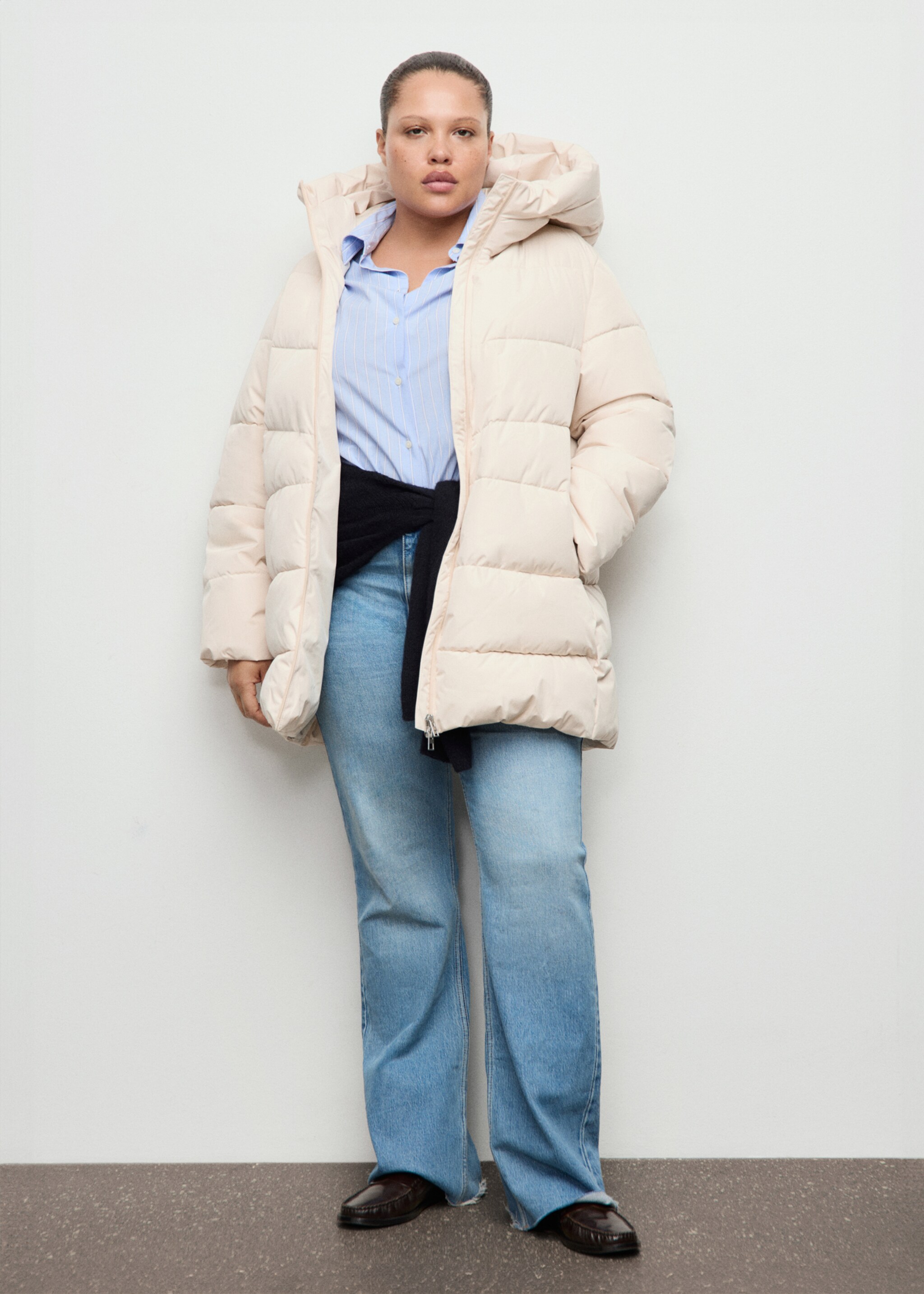 Hood puffer coat - Details of the article 3, Off White. Ref: 27061185-00.
