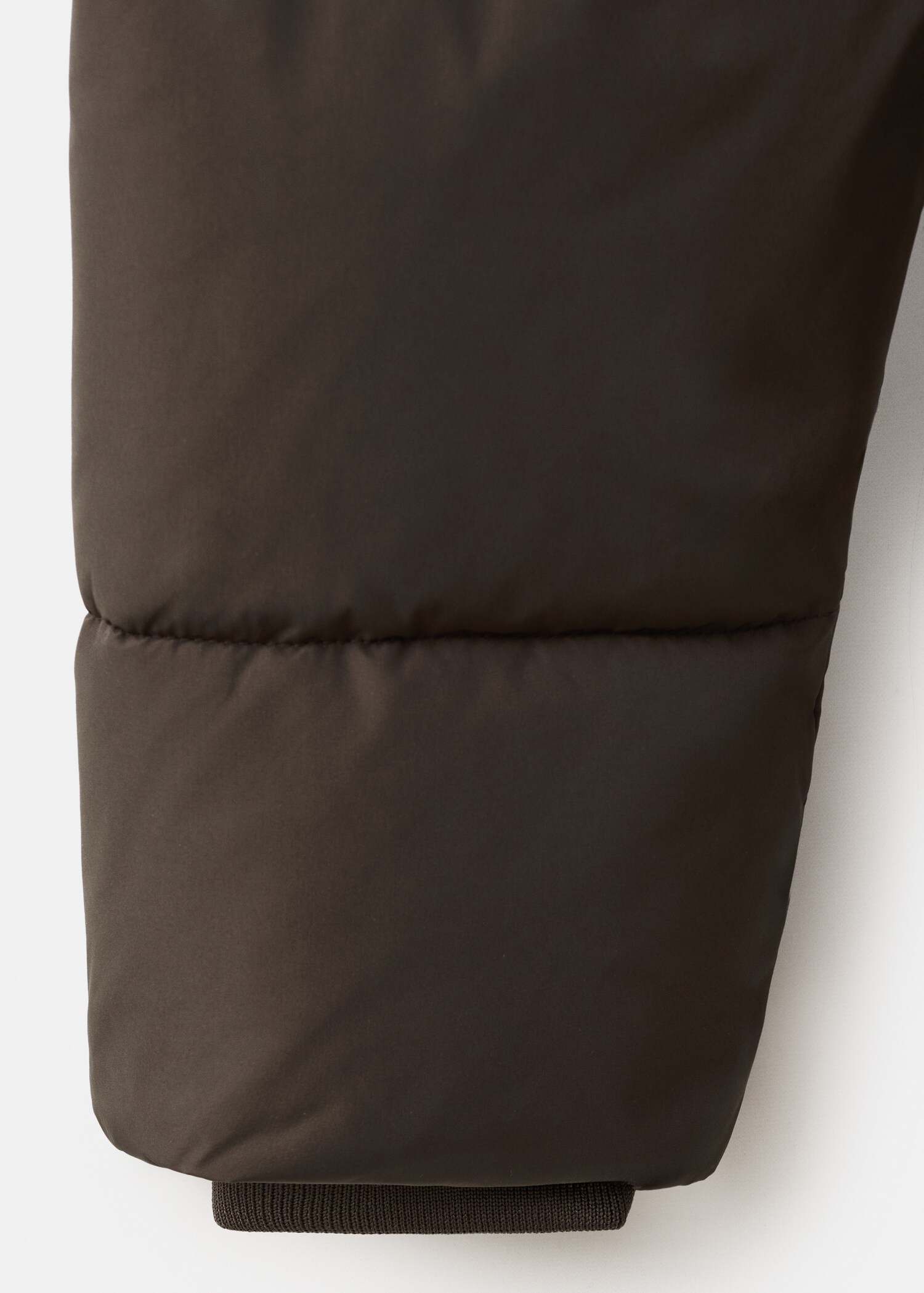 Gepolsterter Anorak mit Kapuze - Detail des Artikels 0