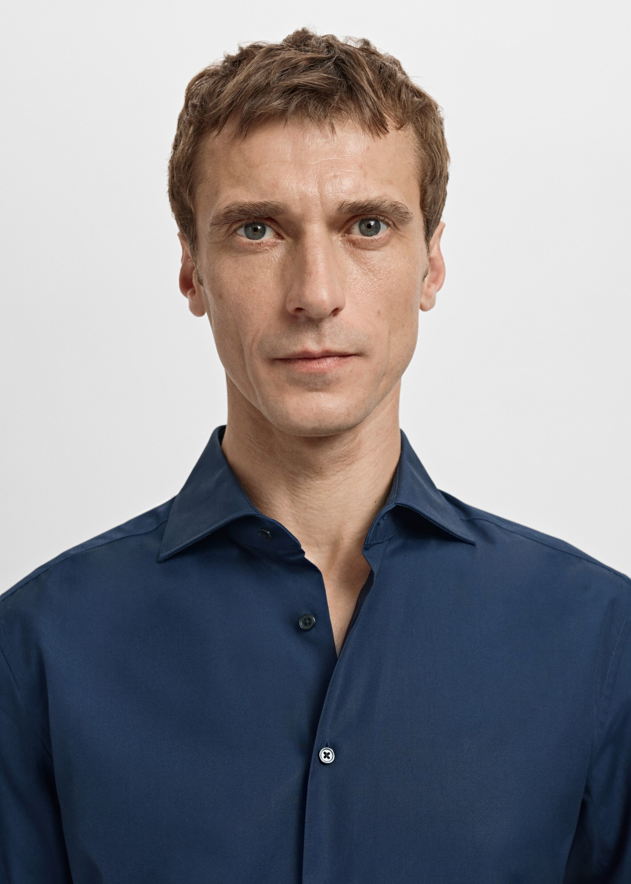 Slim-fit cotton poplin suit shirt - Details of the article 1, Dark Navy. Ref: 27061192-00.