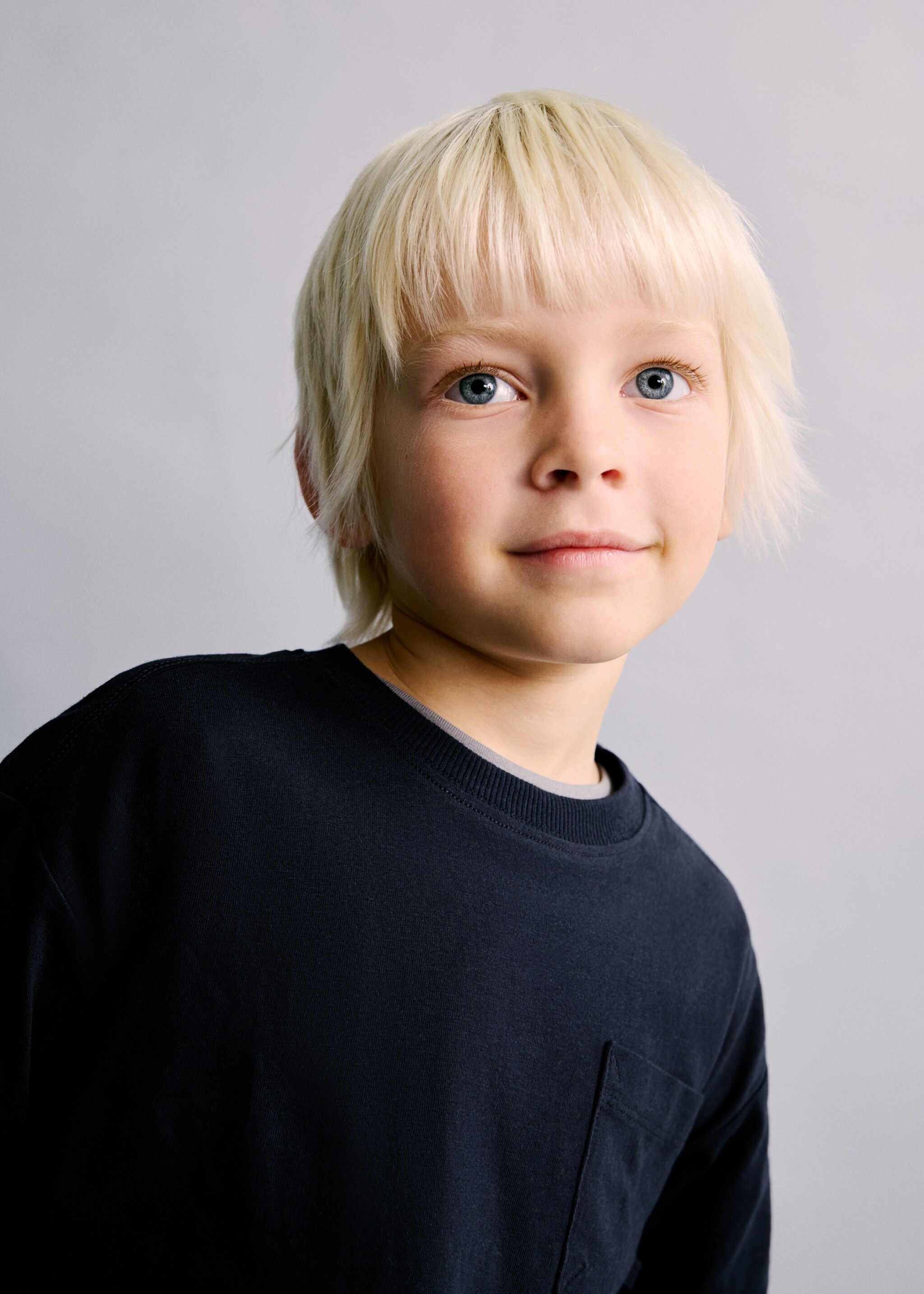 T-shirt coton poche - Détail de l'article 1, Bleu marine. Ref: 27061196-00.