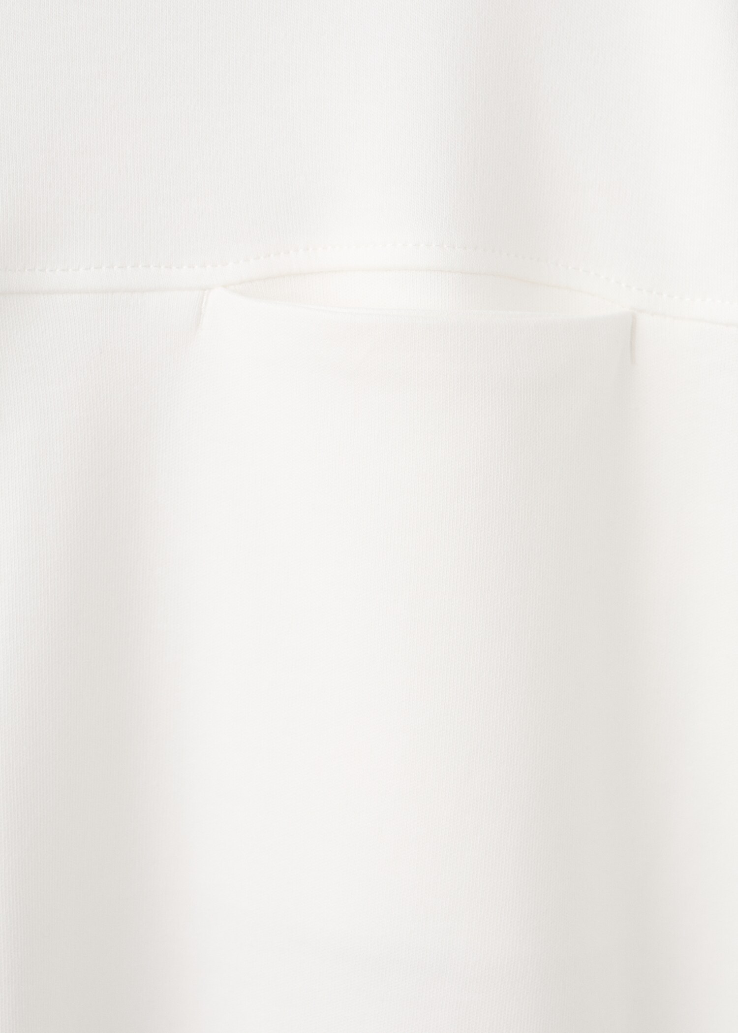 T-shirt with pocket and seam detail - Details of the article 0