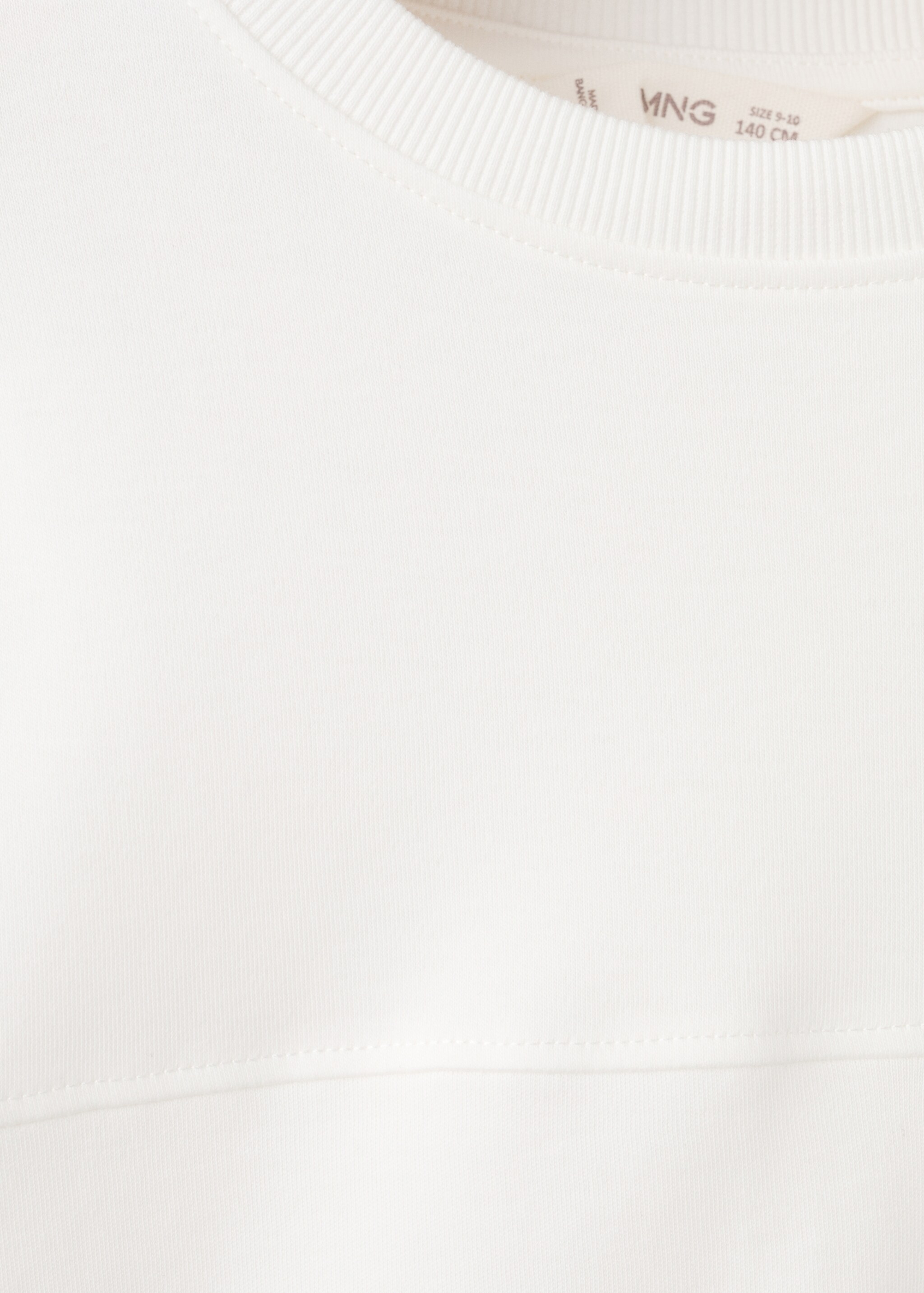 T-shirt with pocket and seam detail - Details of the article 8, Off White. Ref: 27061197-00.