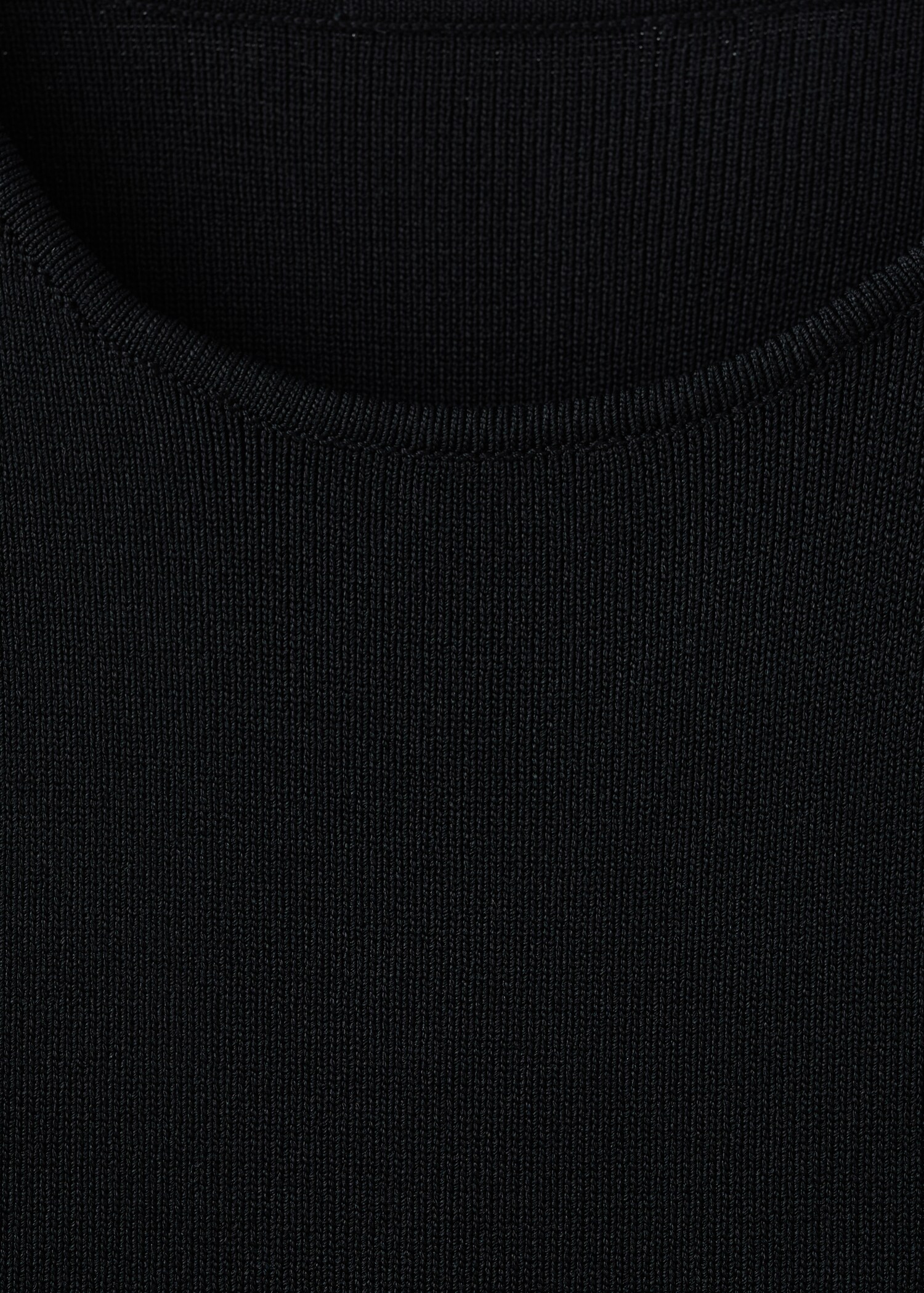 Knitted top with feather - Details of the article 8