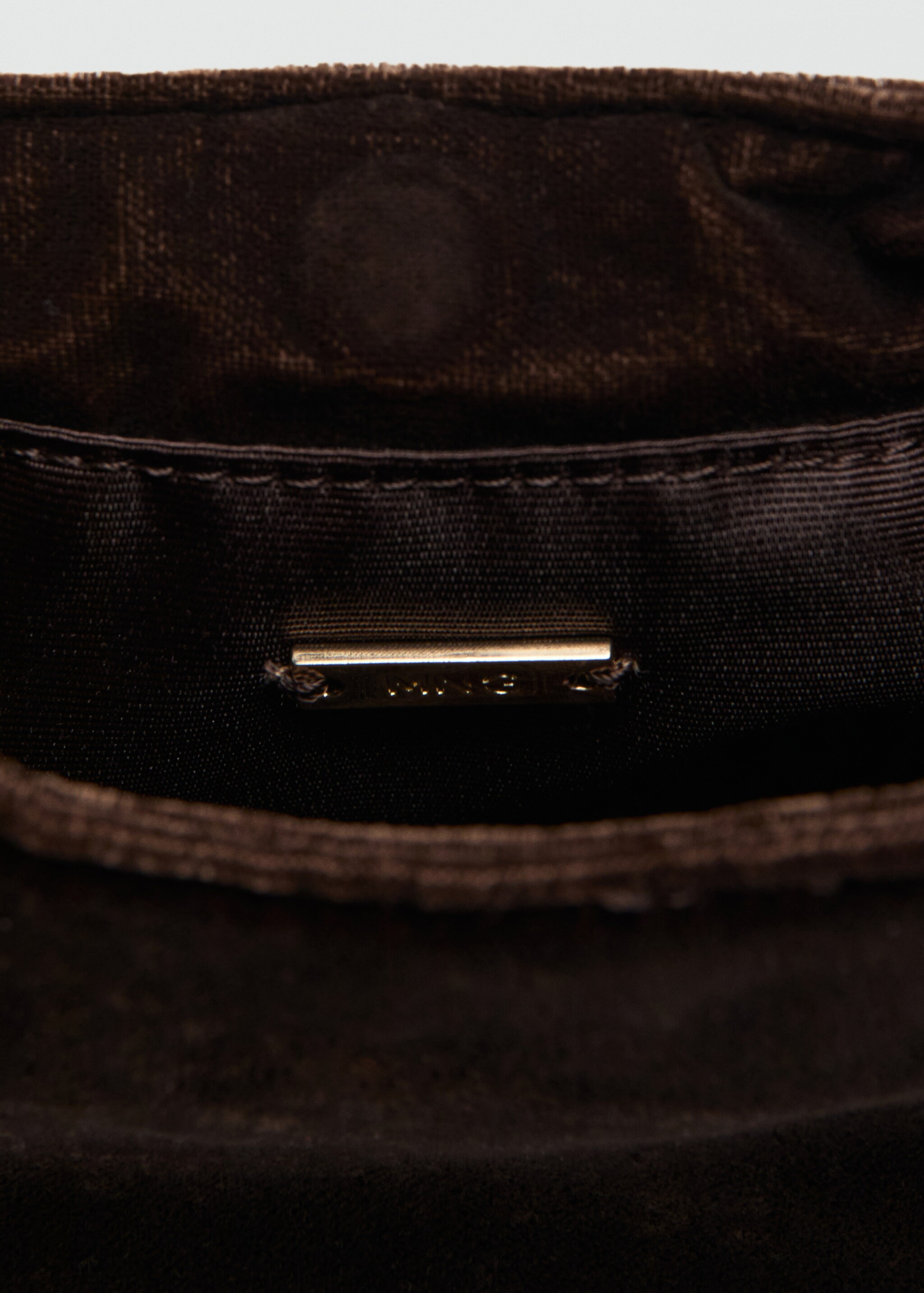 Velvet handbag with metallic detail - Деталь изделия 2, Шоколадный. Ref: 27061199-00.