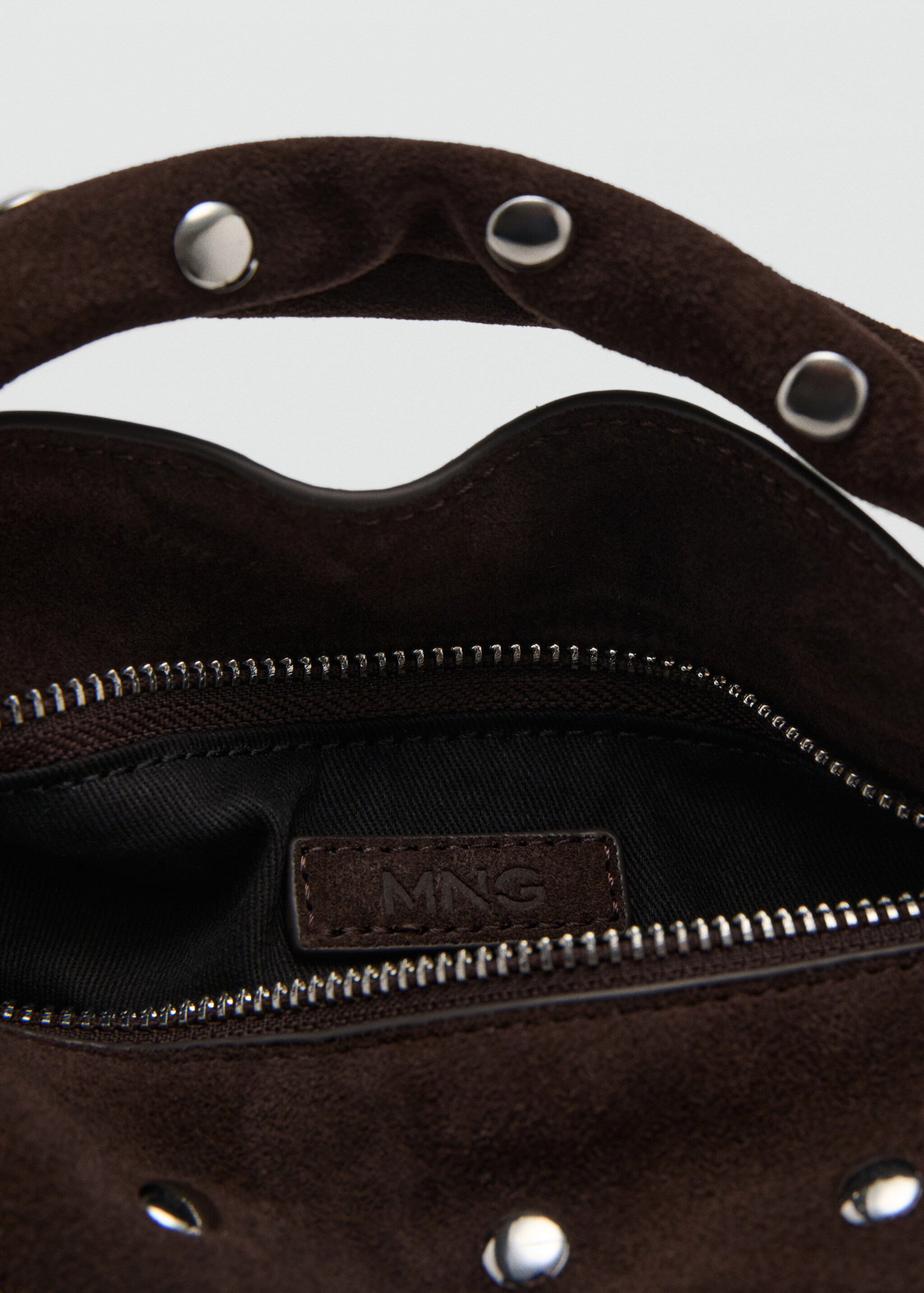 Suede leather studded handbag - Details of the article 3, Chocolate. Ref: 27061202-00.
