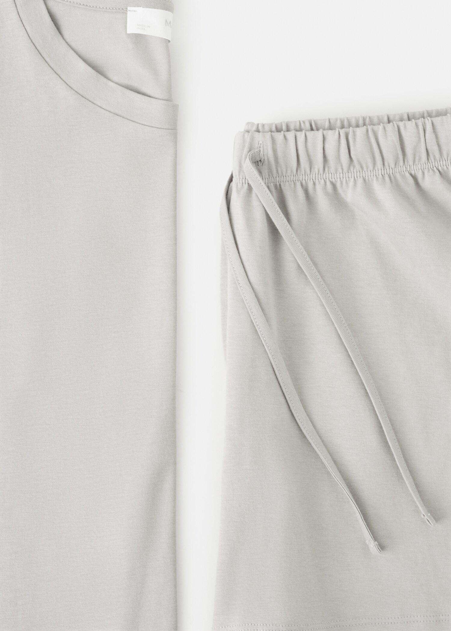 Cotton two-piece short-sleeved pyjamas - Details of the article 8