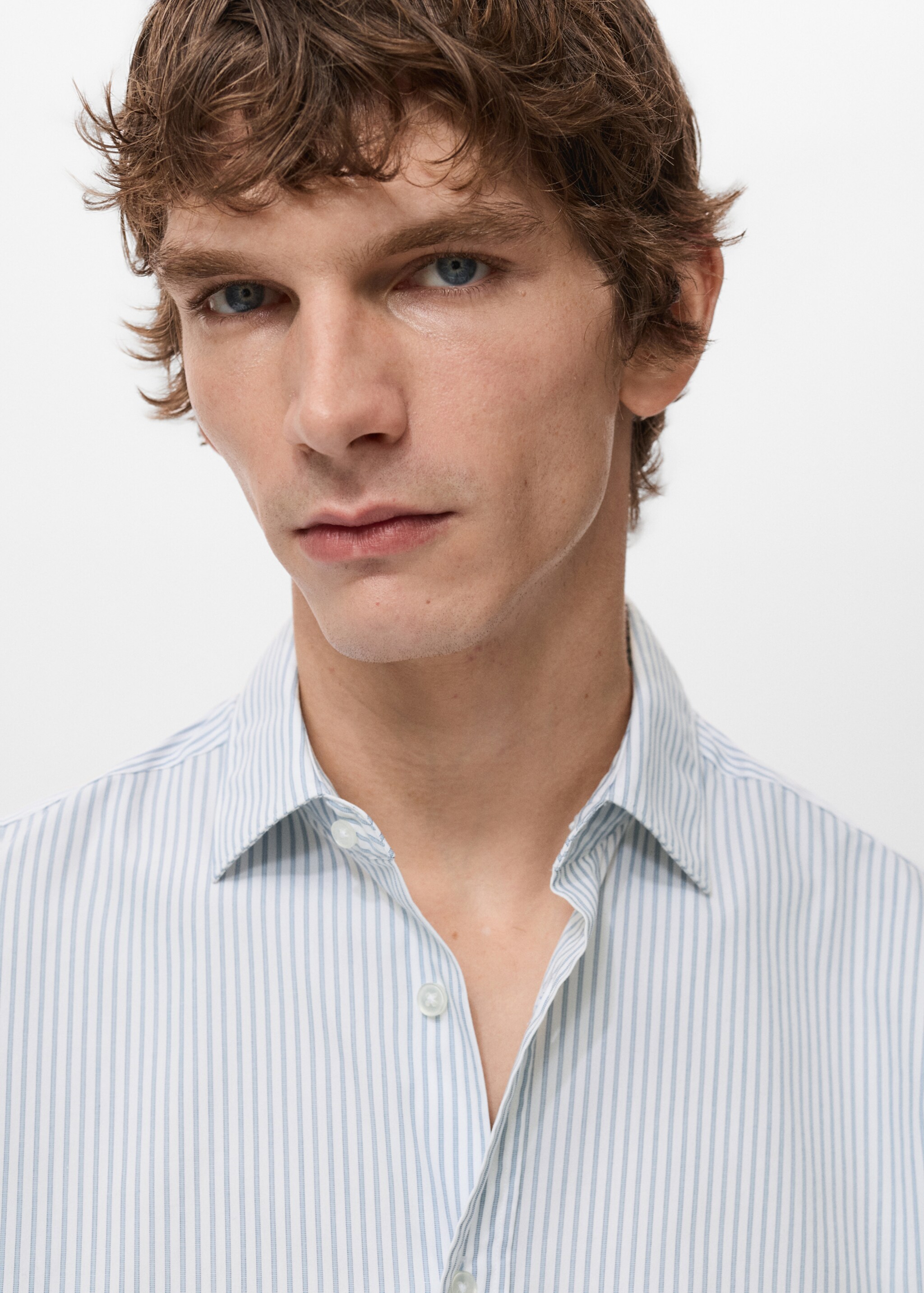 Chemise coton rayures regular-fit - Détail de l'article 1, Bleu ciel. Ref: 27061231-00.