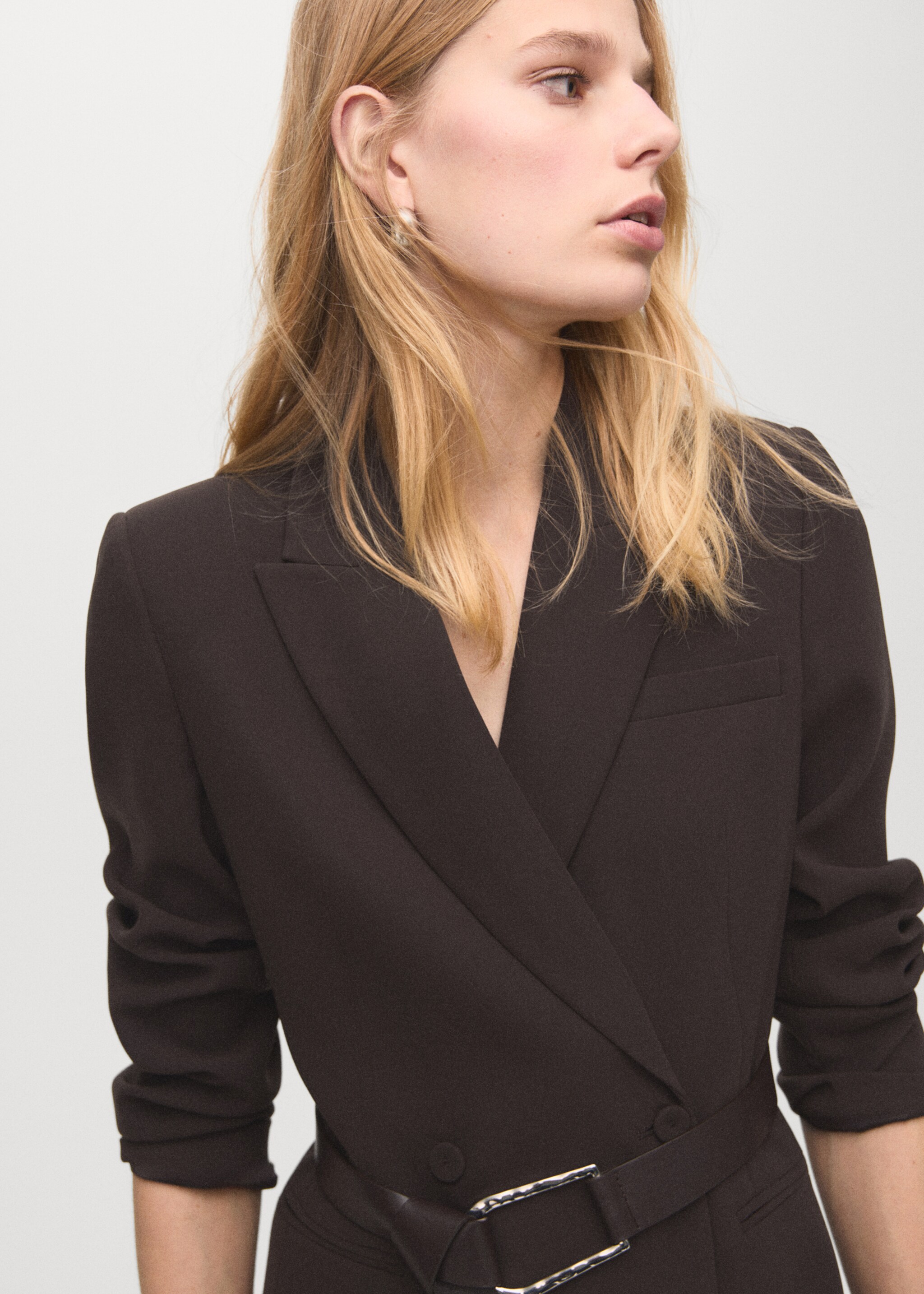 Blazer-style dress with belt - Details of the article 1, Chocolate. Ref: 27061242-00.