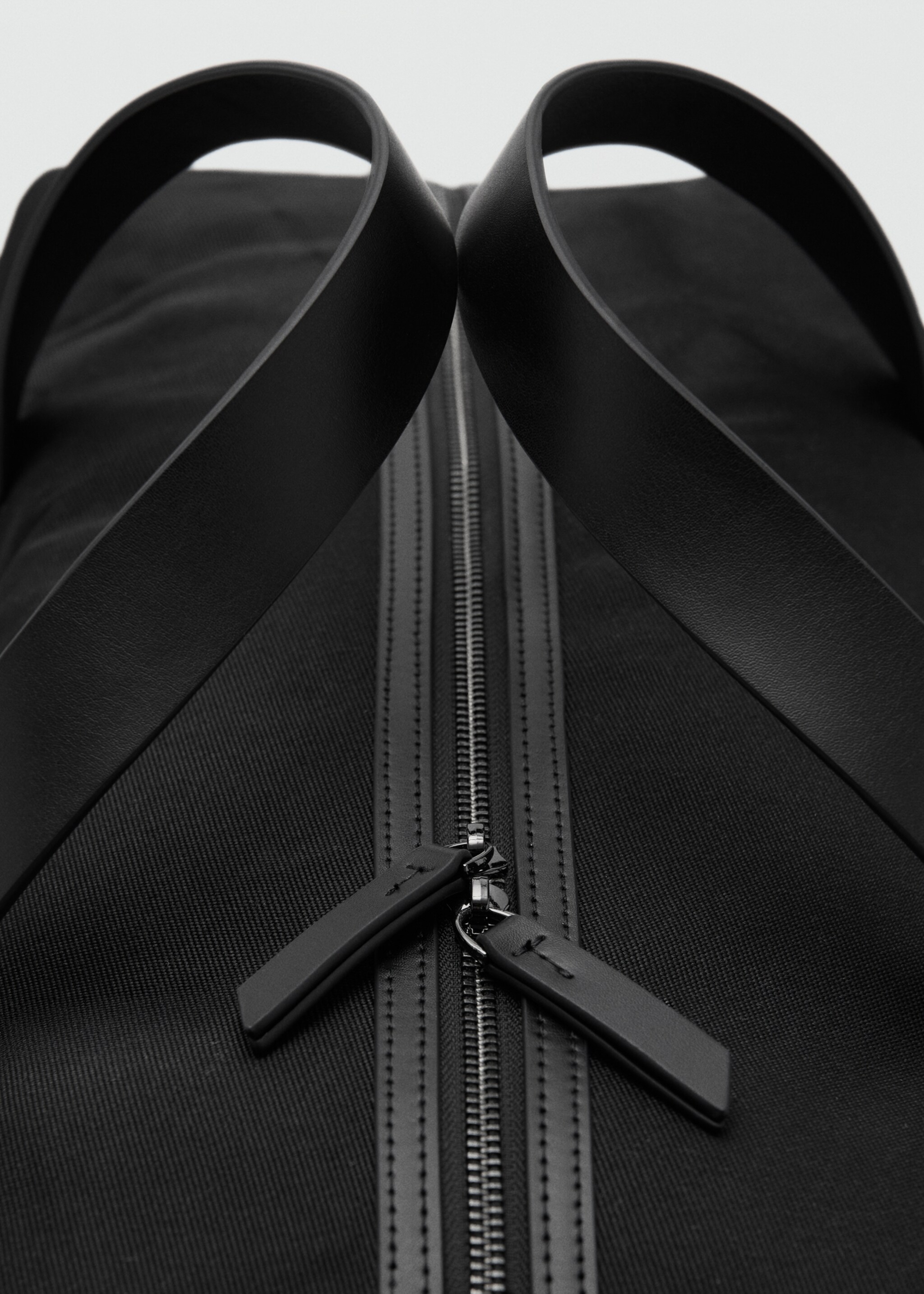 Sac weeklea - Détail de l'article 1, Noir. Ref: 27061245-00.