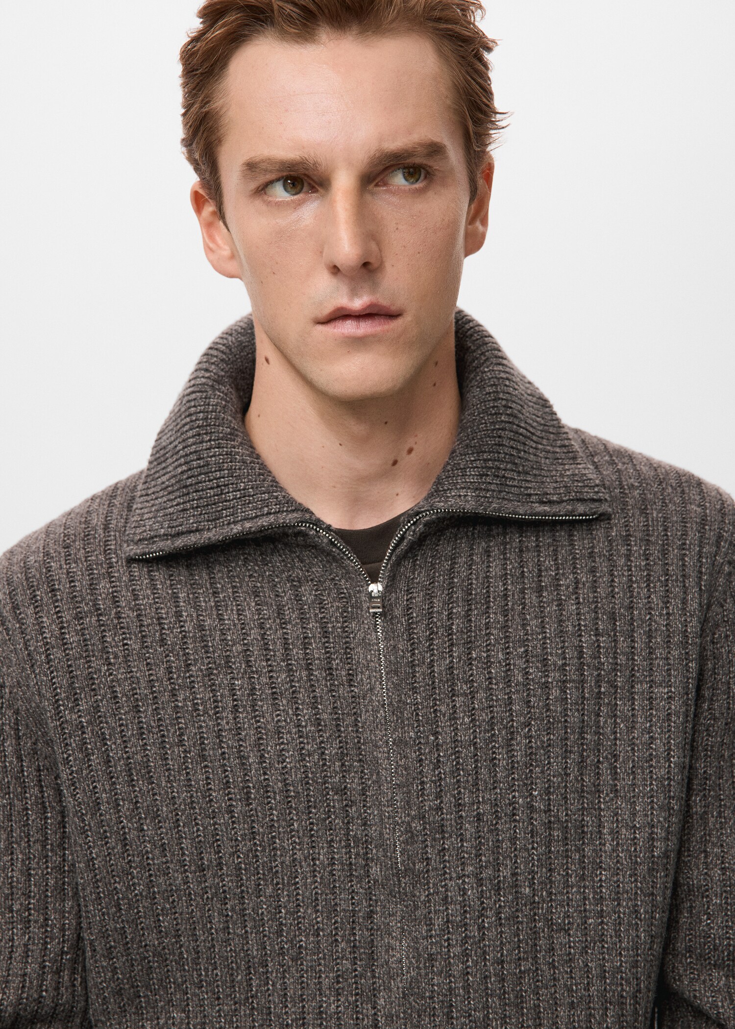 Ribbed-knit cardigan with zip - Details of the article 1