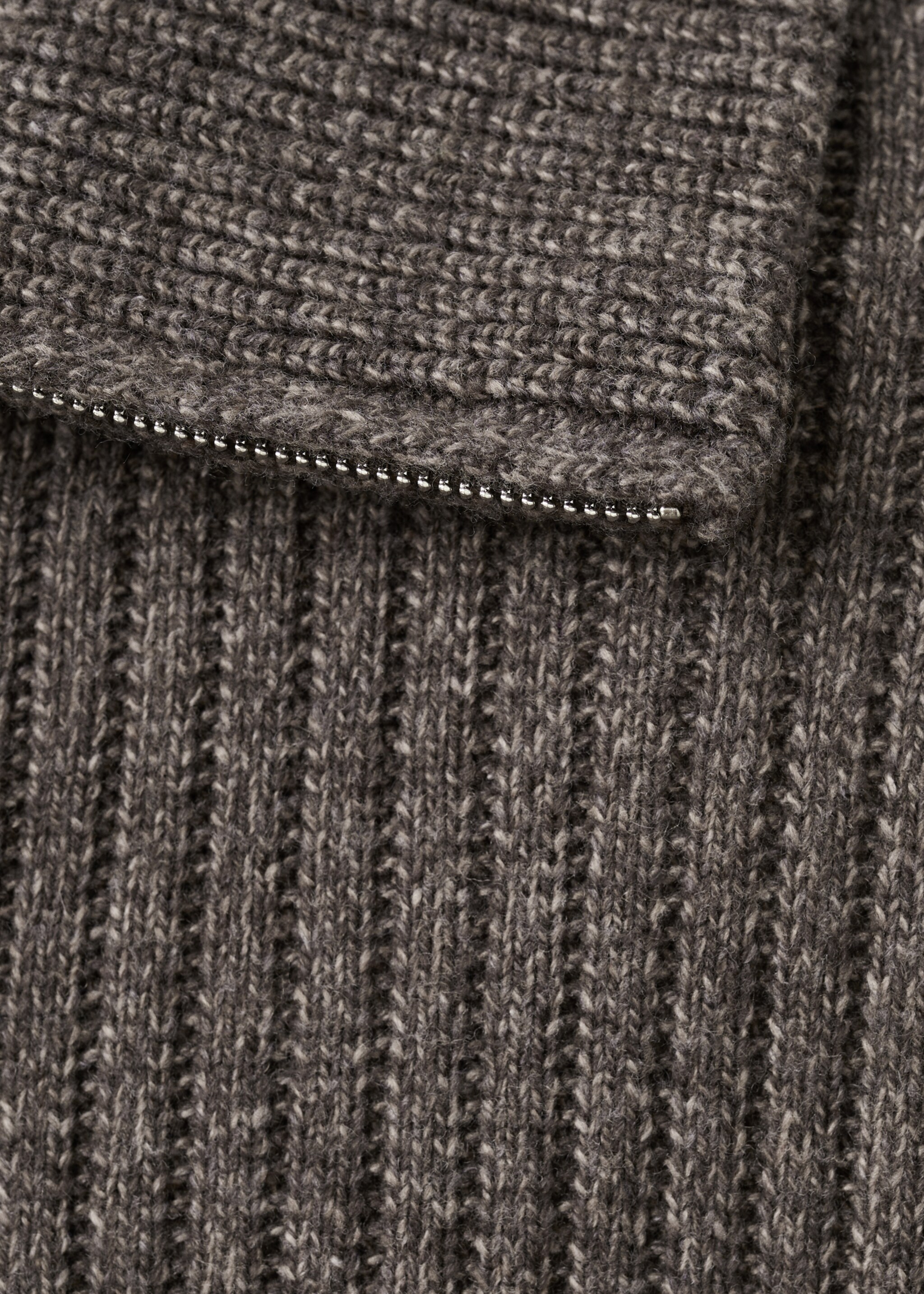 Ribbed-knit cardigan with zip - Details of the article 8, Chocolate. Ref: 27061250-00.