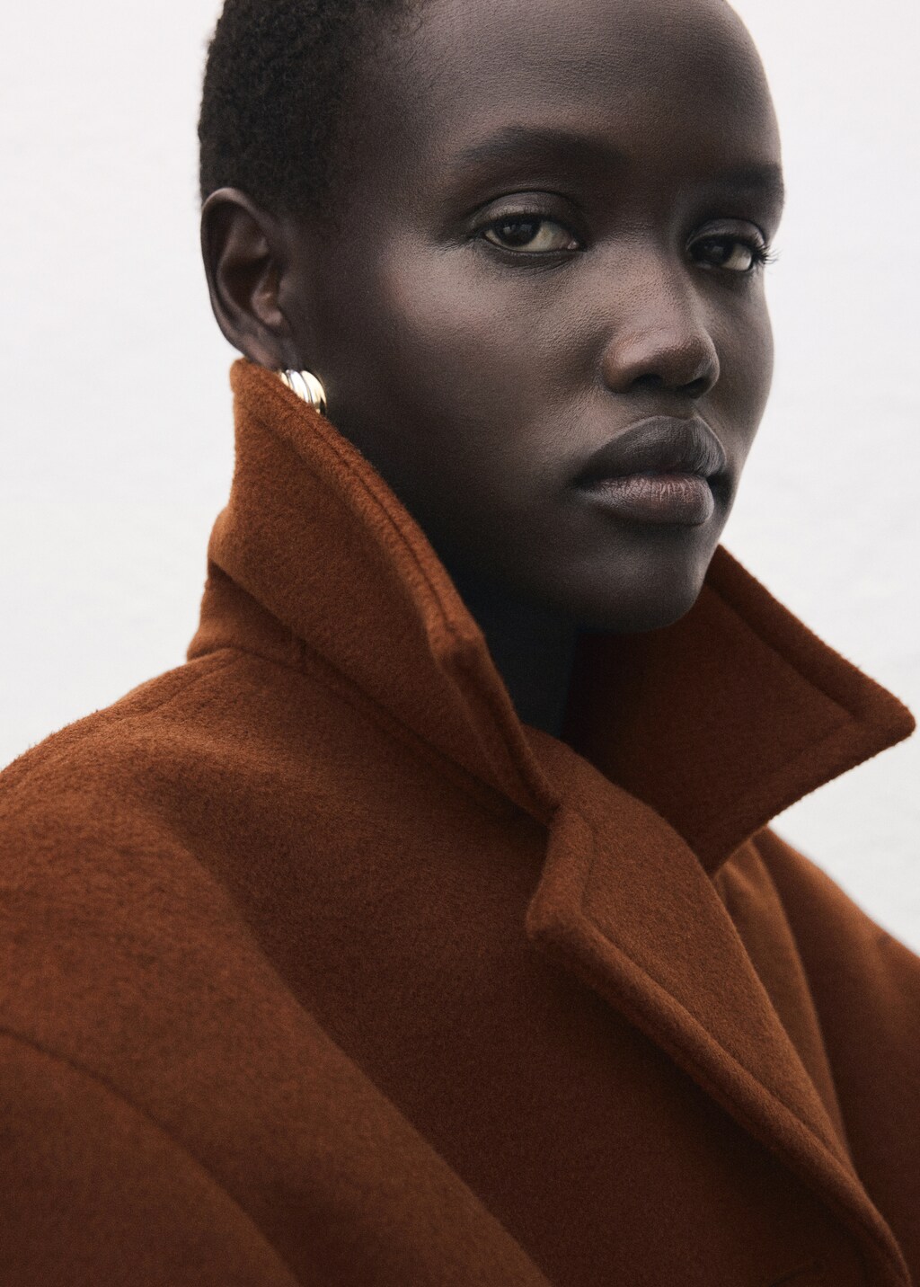 Mango Wool-blend coat with button fastening