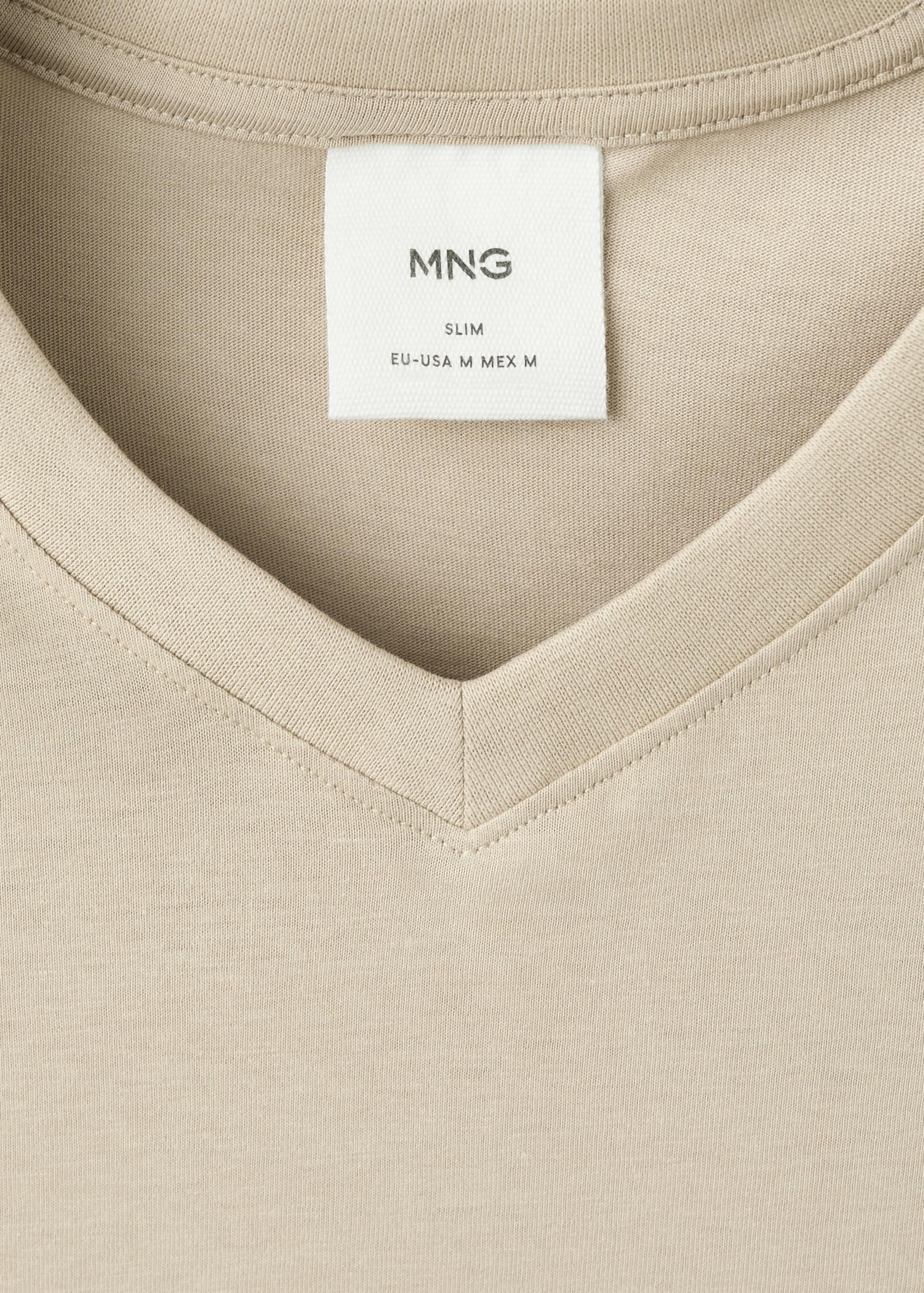 100% cotton slim-fit V-neck t-shirt - Details of the article 8, Beige. Ref: 27061261-00.