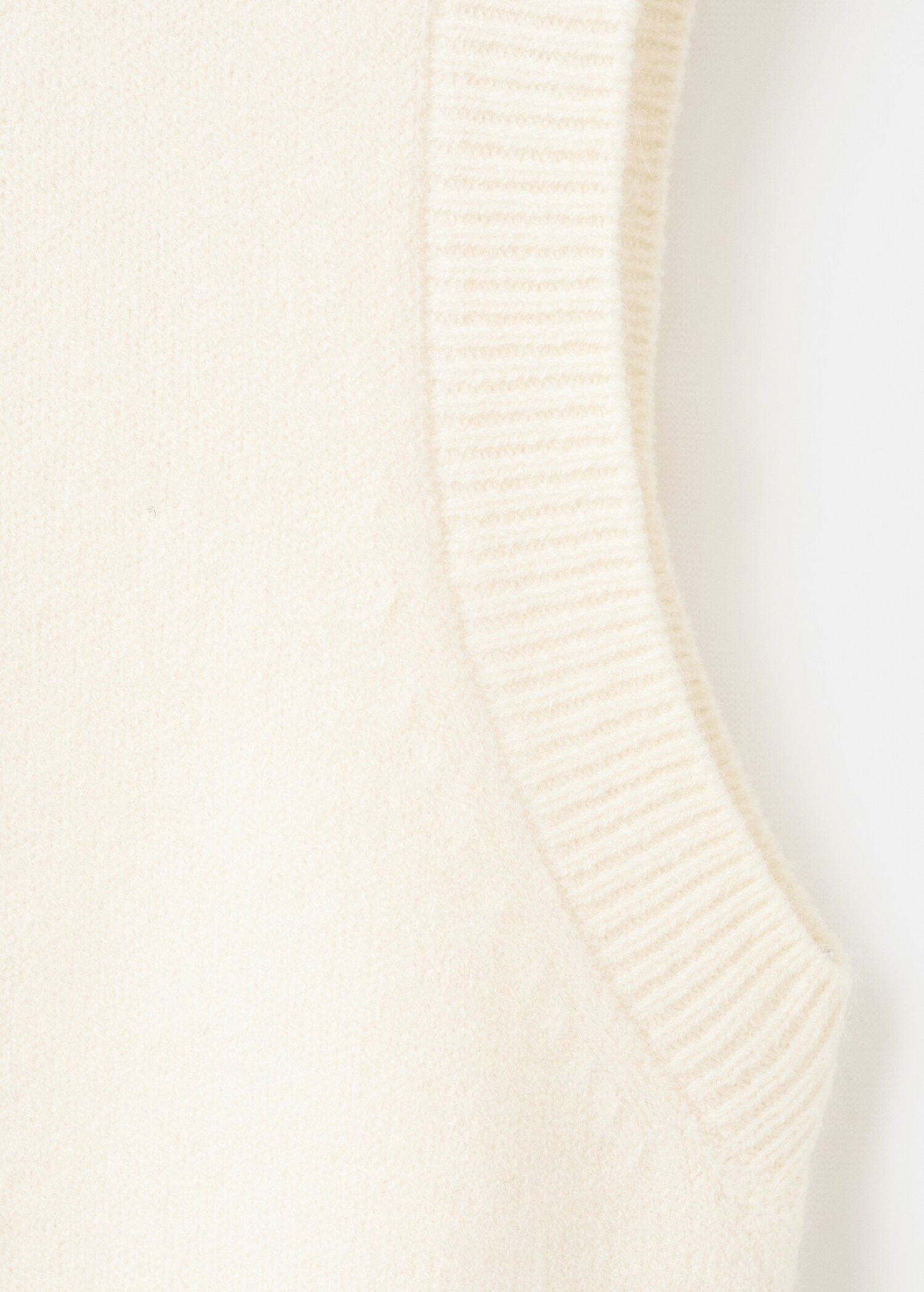 Turtleneck knit top - Details of the article 8