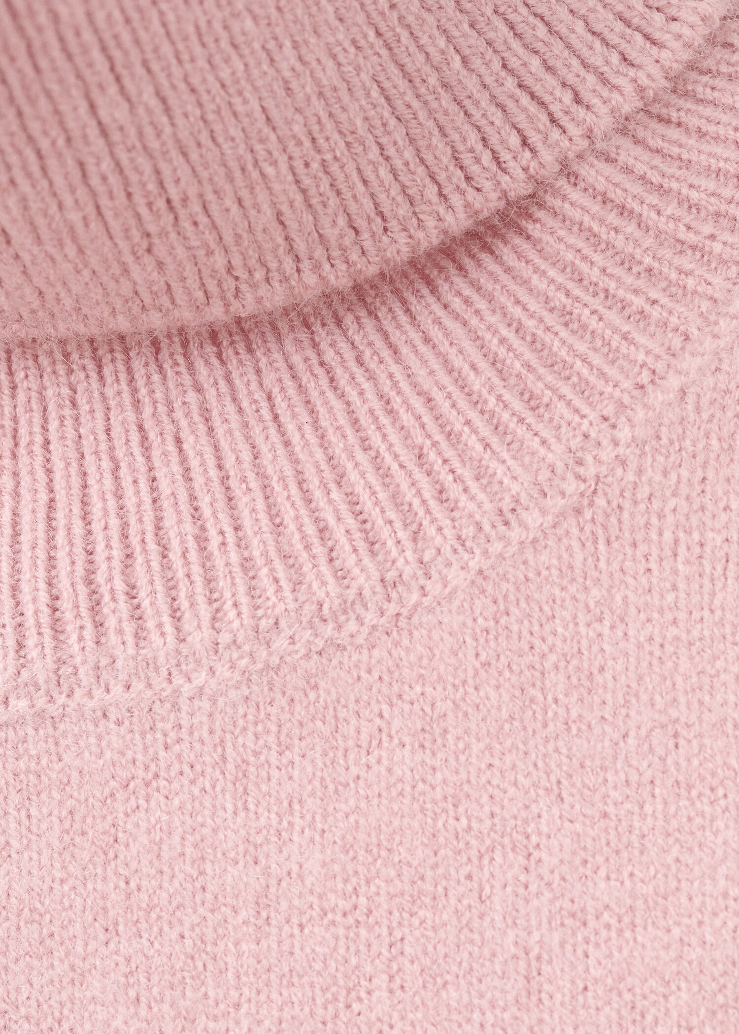 Turtleneck knit top - Details of the article 0