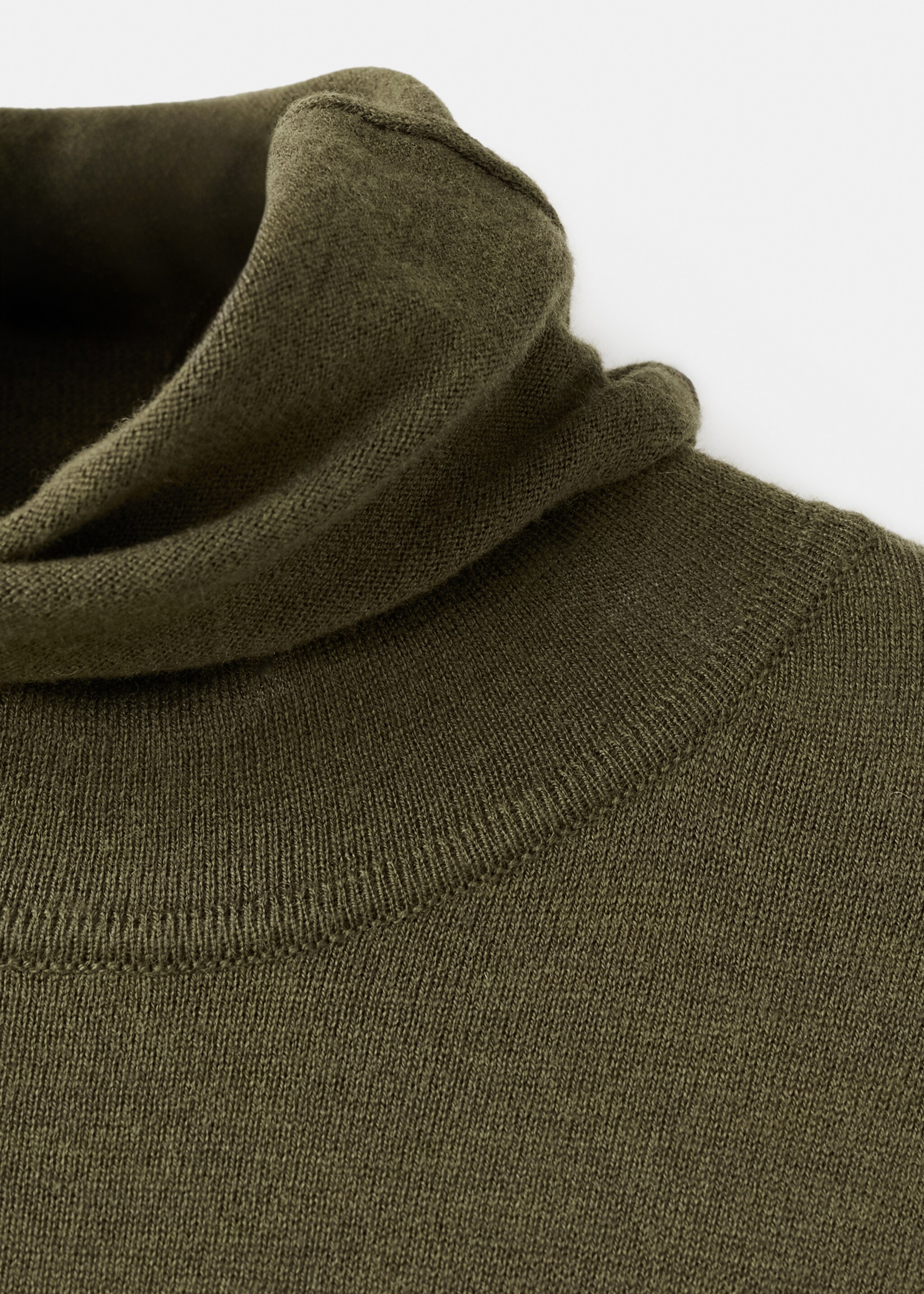 فستان برقبة عالية مع دبوس زينة - تفاصيل المنتج 0, أسمر ضارب إلى الصفرة. Ref: 27061265-00.