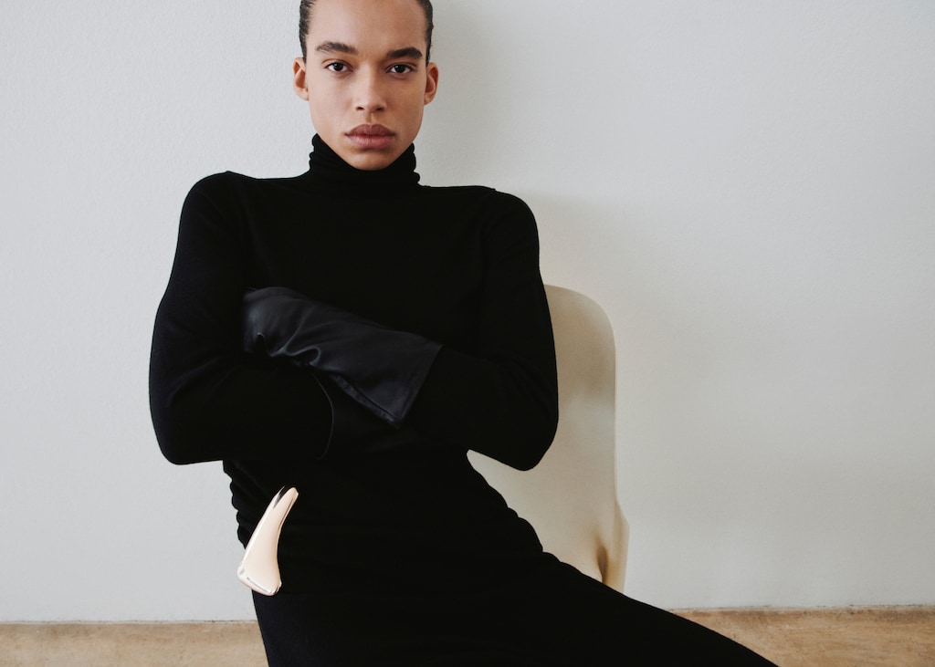 Mango Turtleneck knitted dress with brooch thumbnail