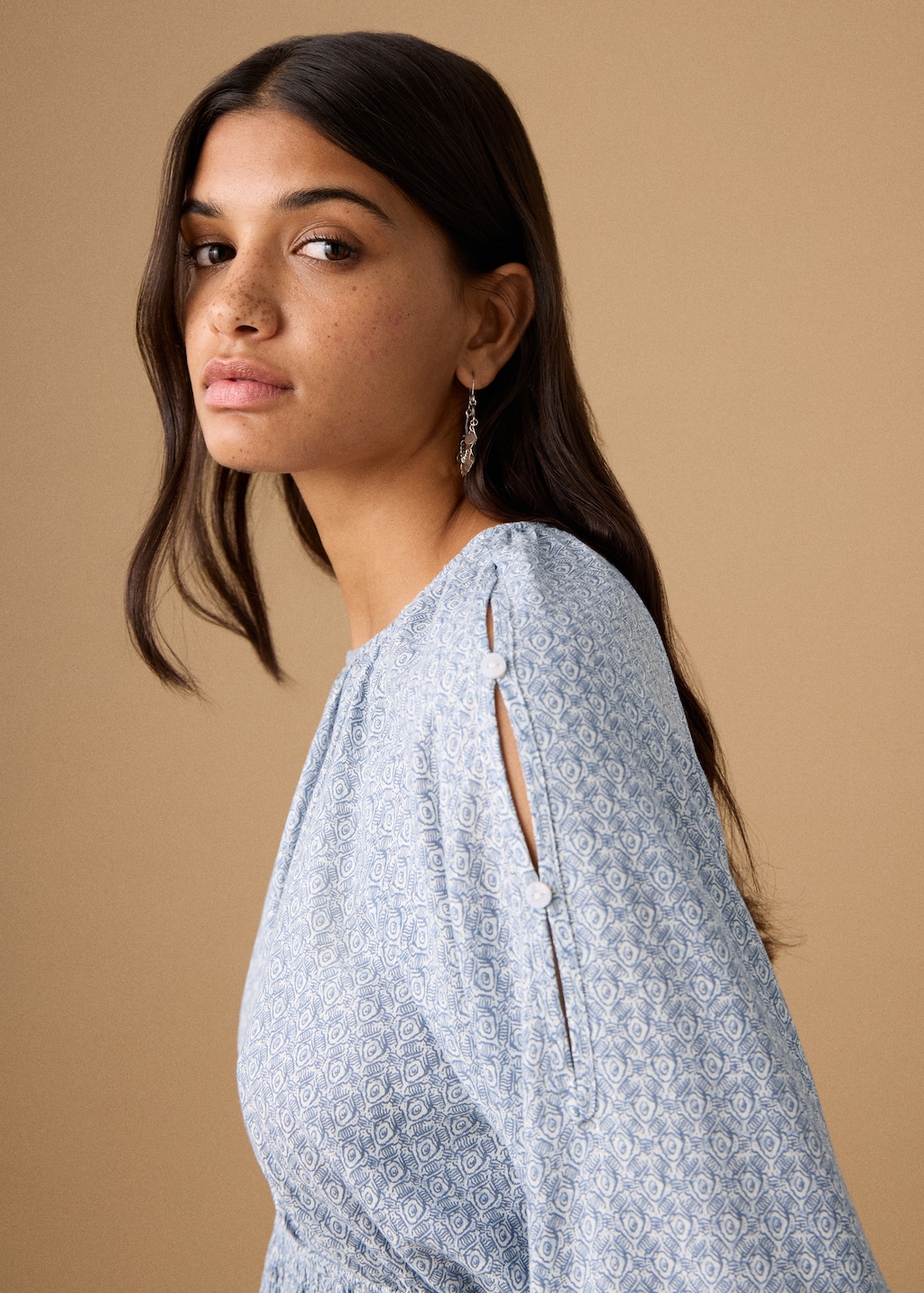 Printed dress with lurex cut-out