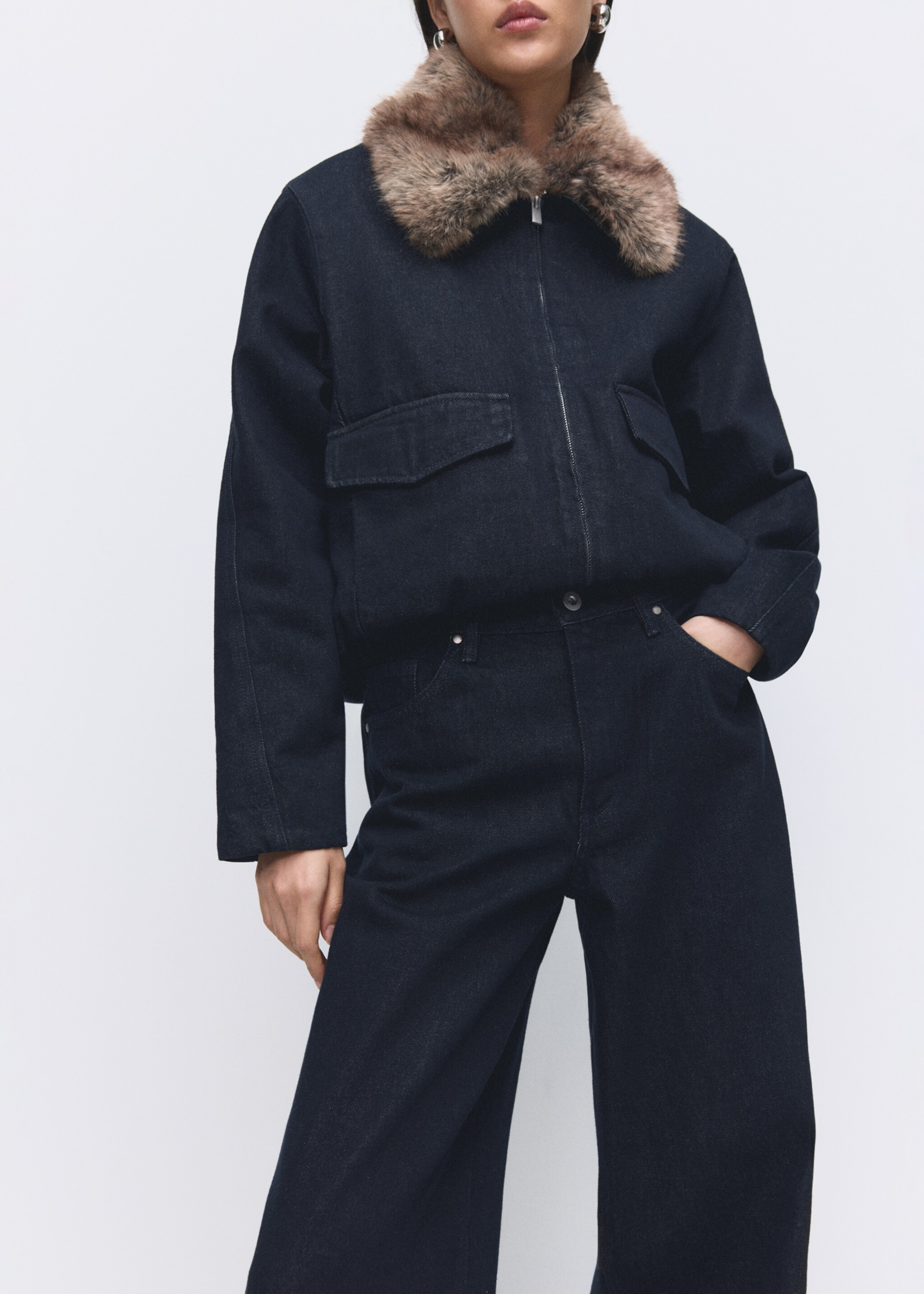 High-rise wide leg rinse-wash jeans - Details of the article 6, Open Blue. Ref: 27061278-00.