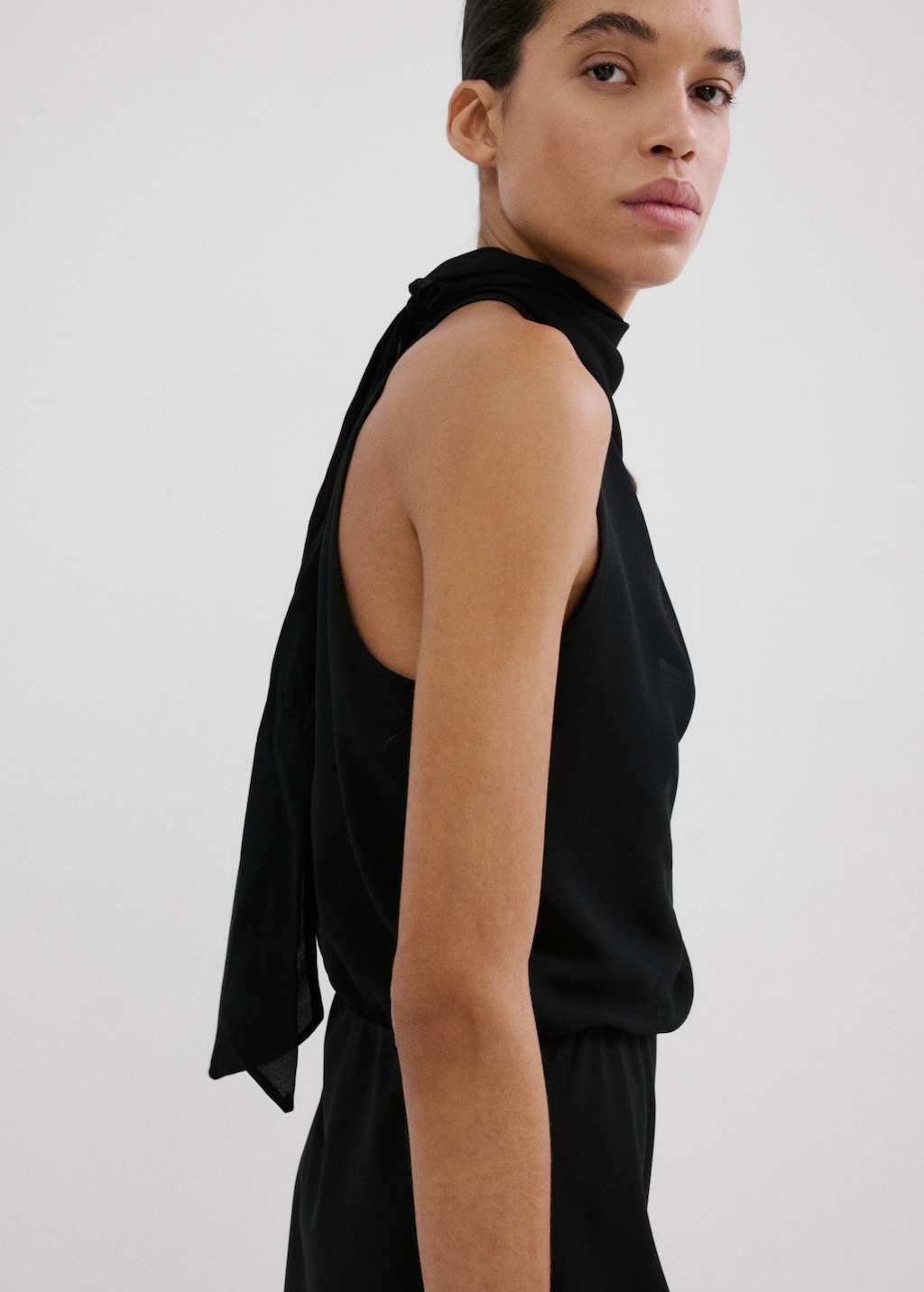 Mango Halter-neck dress with bow