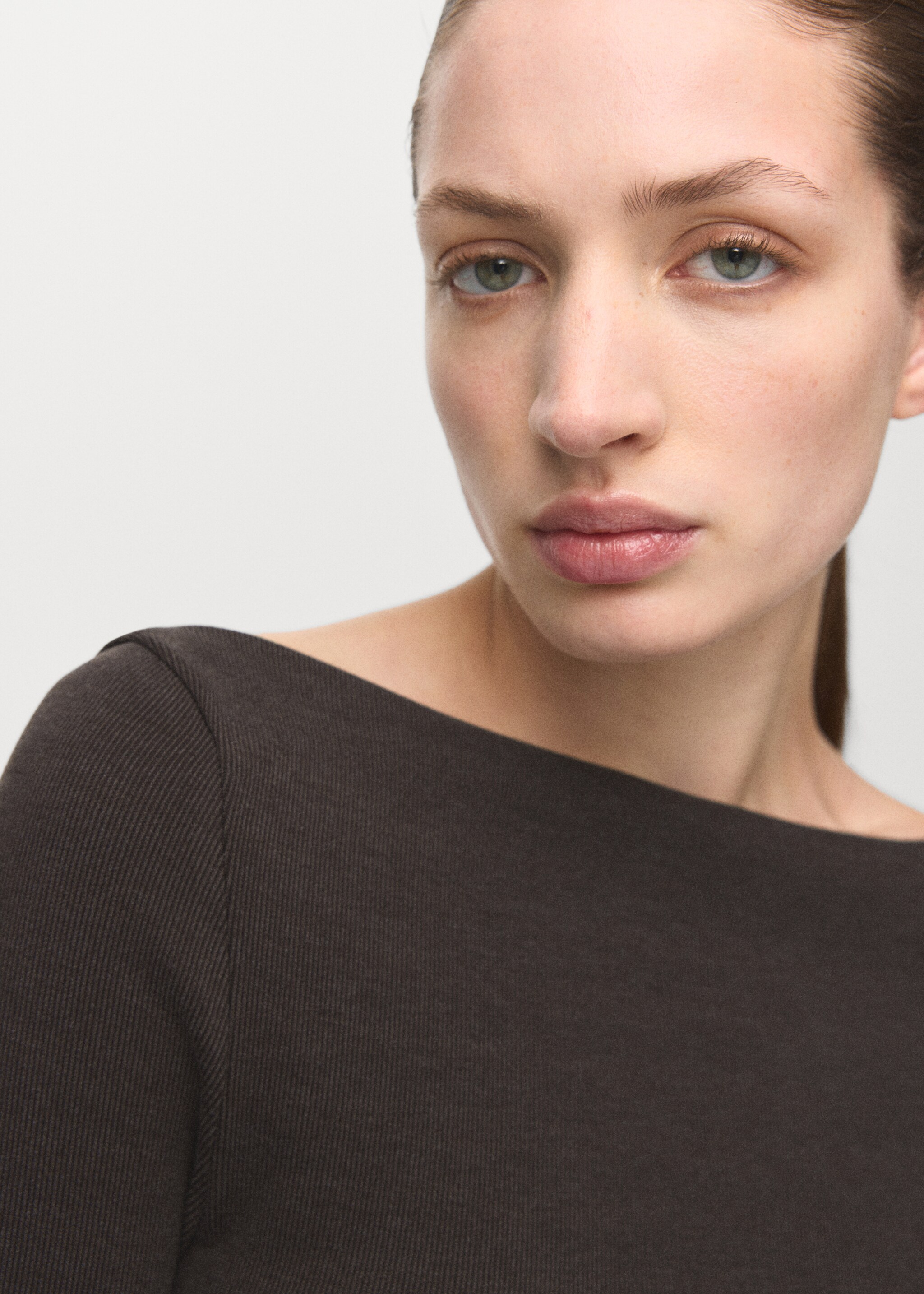 Ruched fitted dress - Details of the article 1, Brown. Ref: 27061280-00.