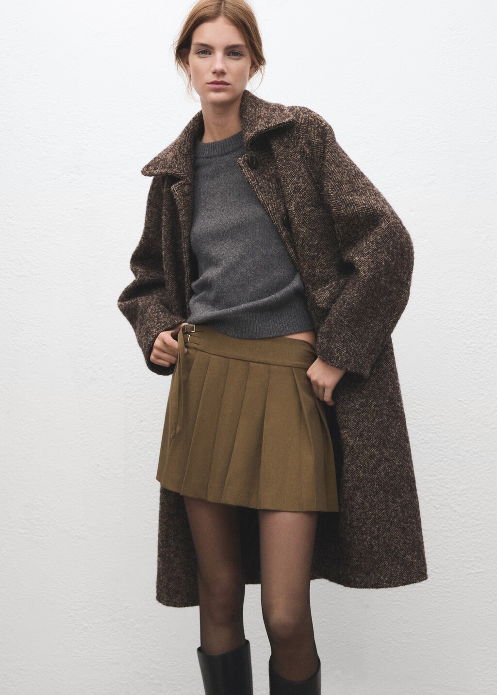 Mango Short pleated skirt with buckles