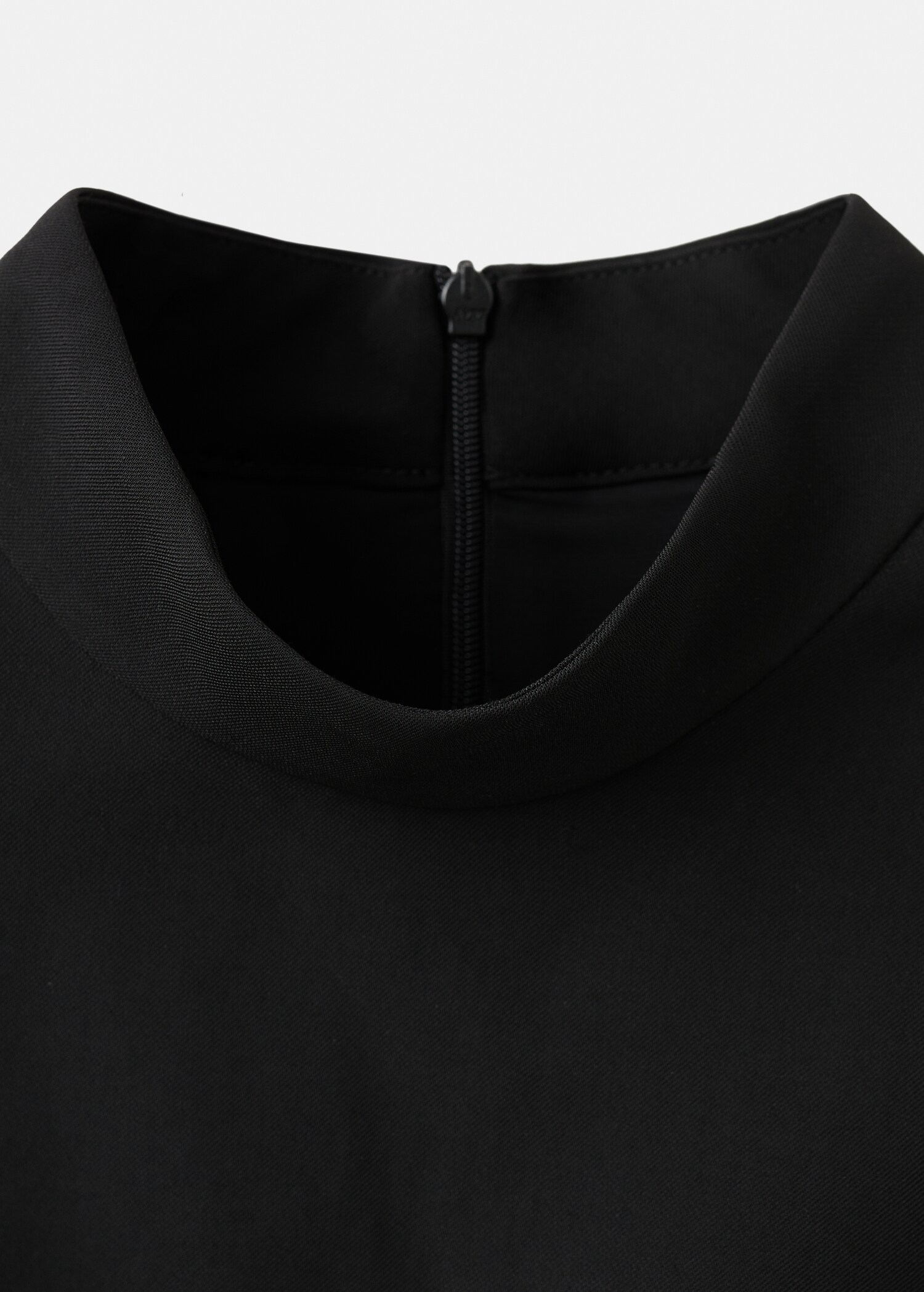 Vestido cut out adorno metálico - Detalle del artículo 0