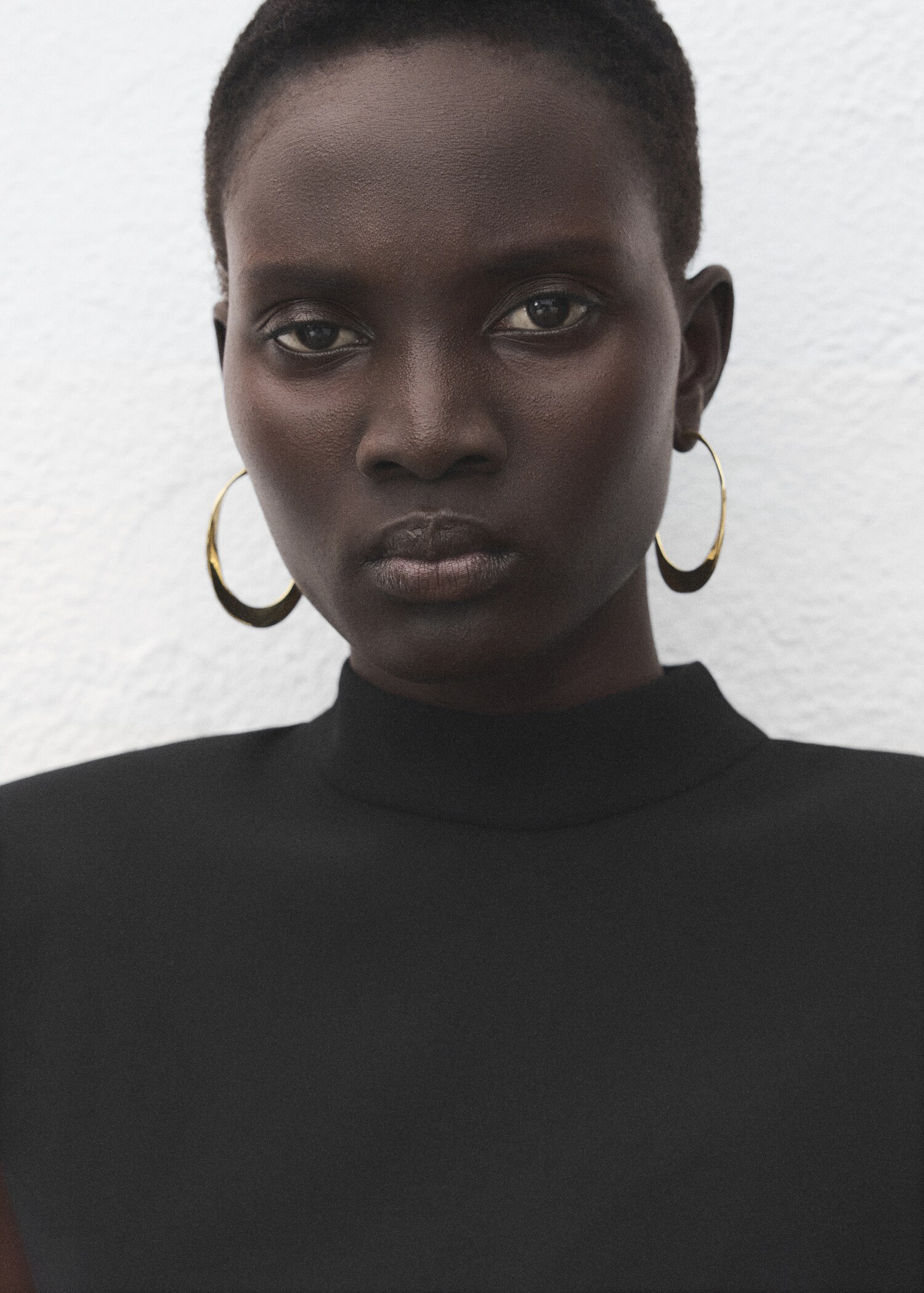 Vestido cut out adorno metálico - Detalle del artículo 1