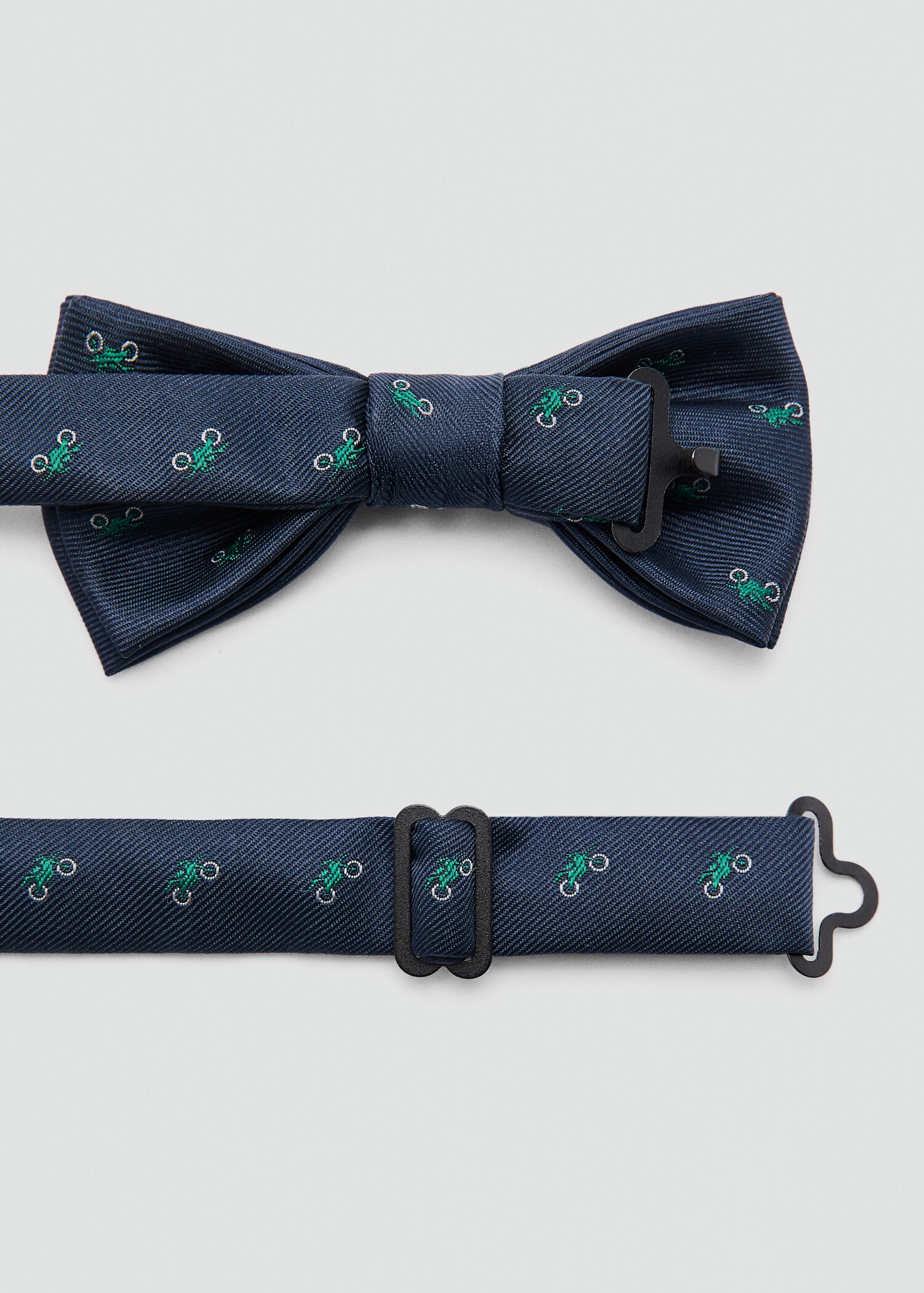 Bow tie with motorbike print - Details of the article 1