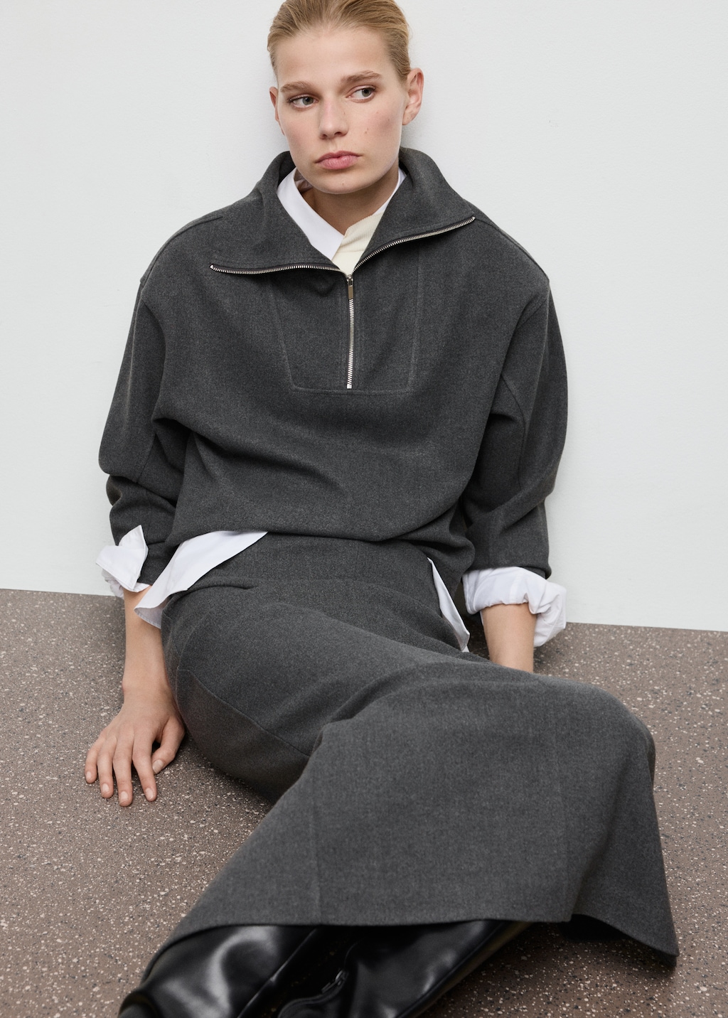 Opening pencil skirt