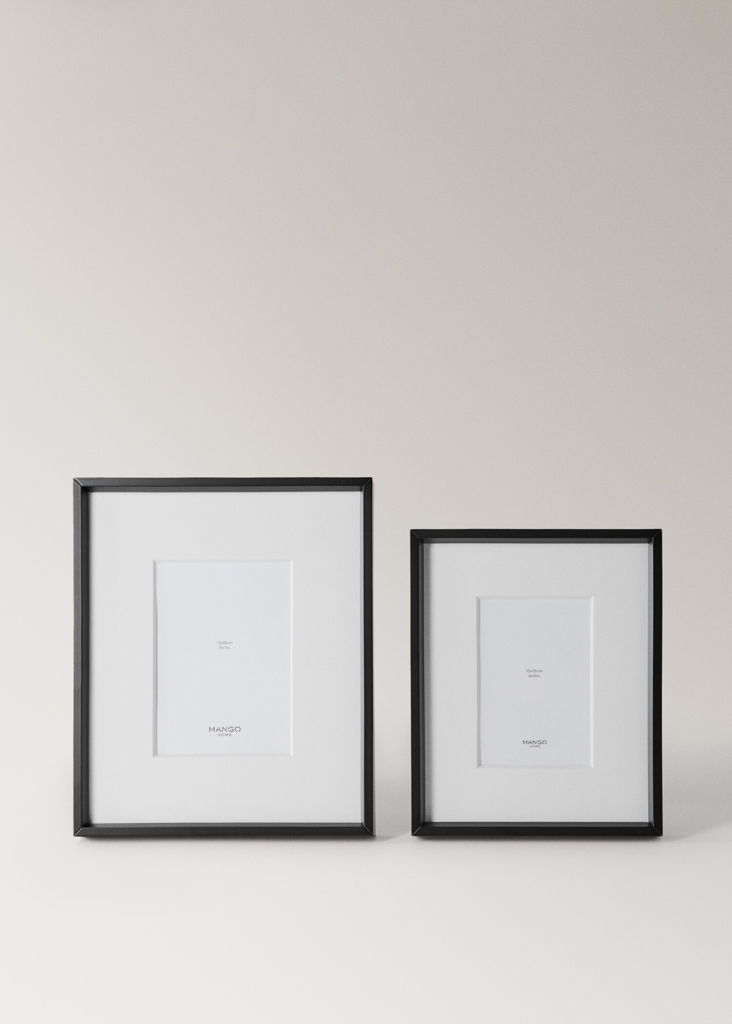 Large passe-partout frame - Details of the article 4