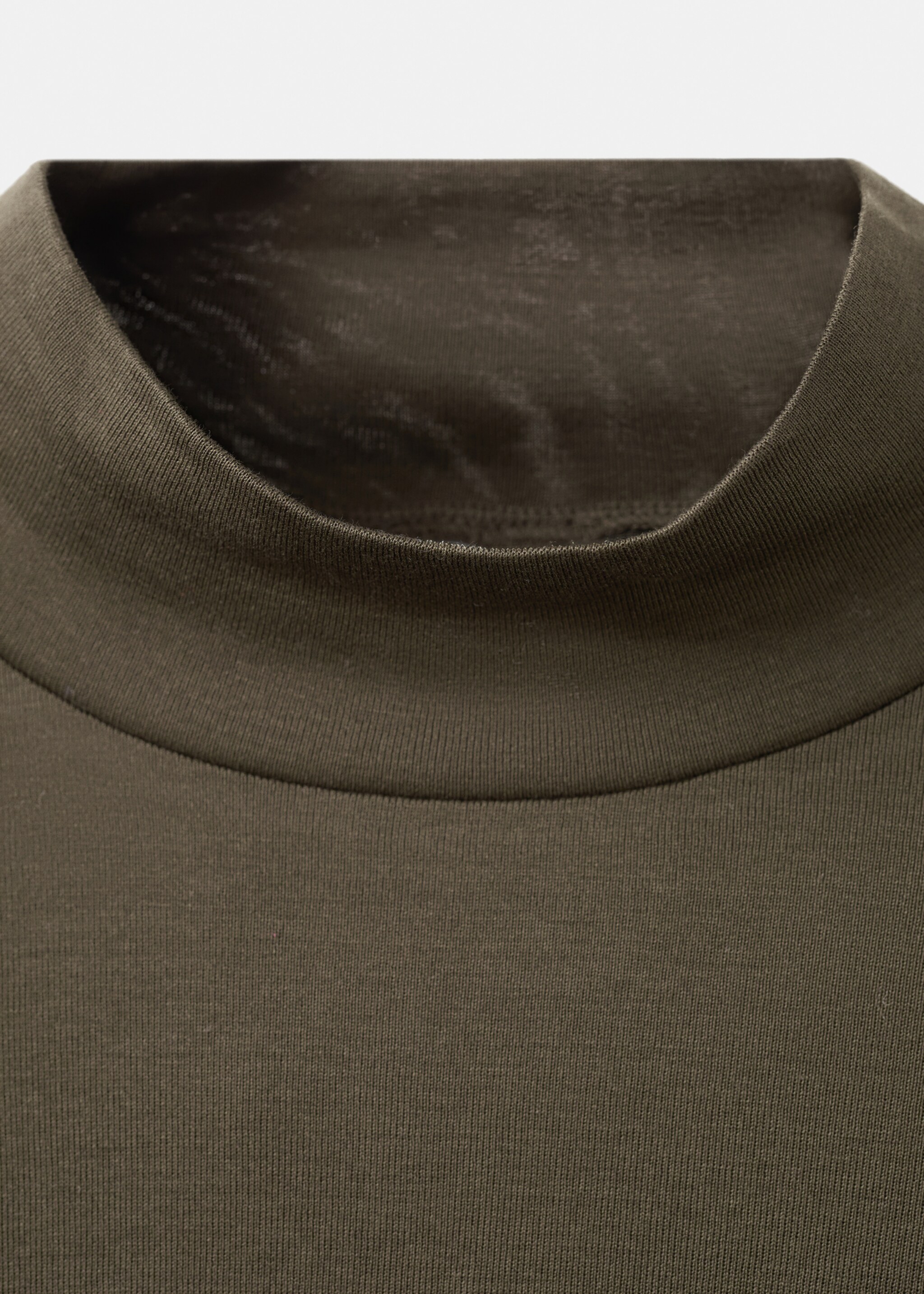 تي شيرت بأكمام طويلة برقبة بيركنز - تفاصيل المنتج 8, شوكولاتة. Ref: 27061311-00.