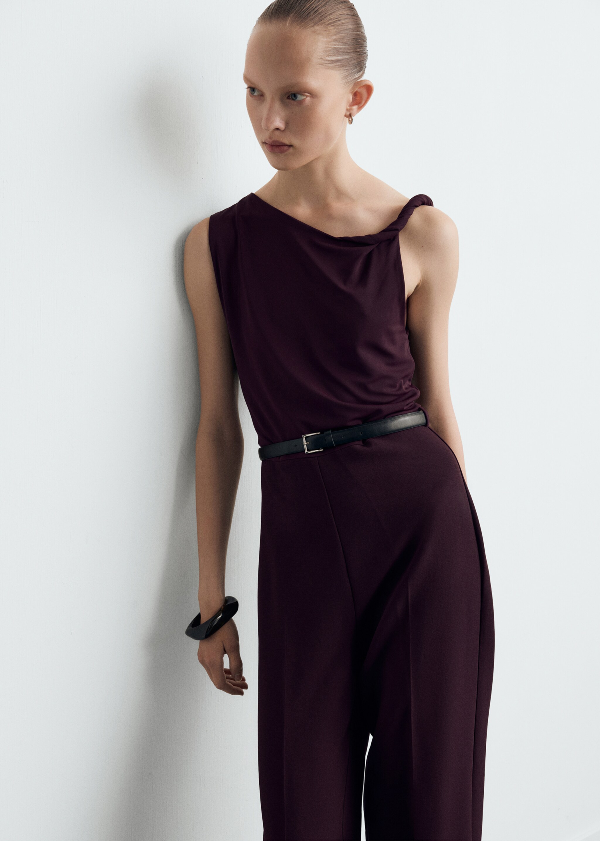 Jumpsuit with asymmetrical neckline and belt - Medium plane, Wine. Ref: 27061316-00.