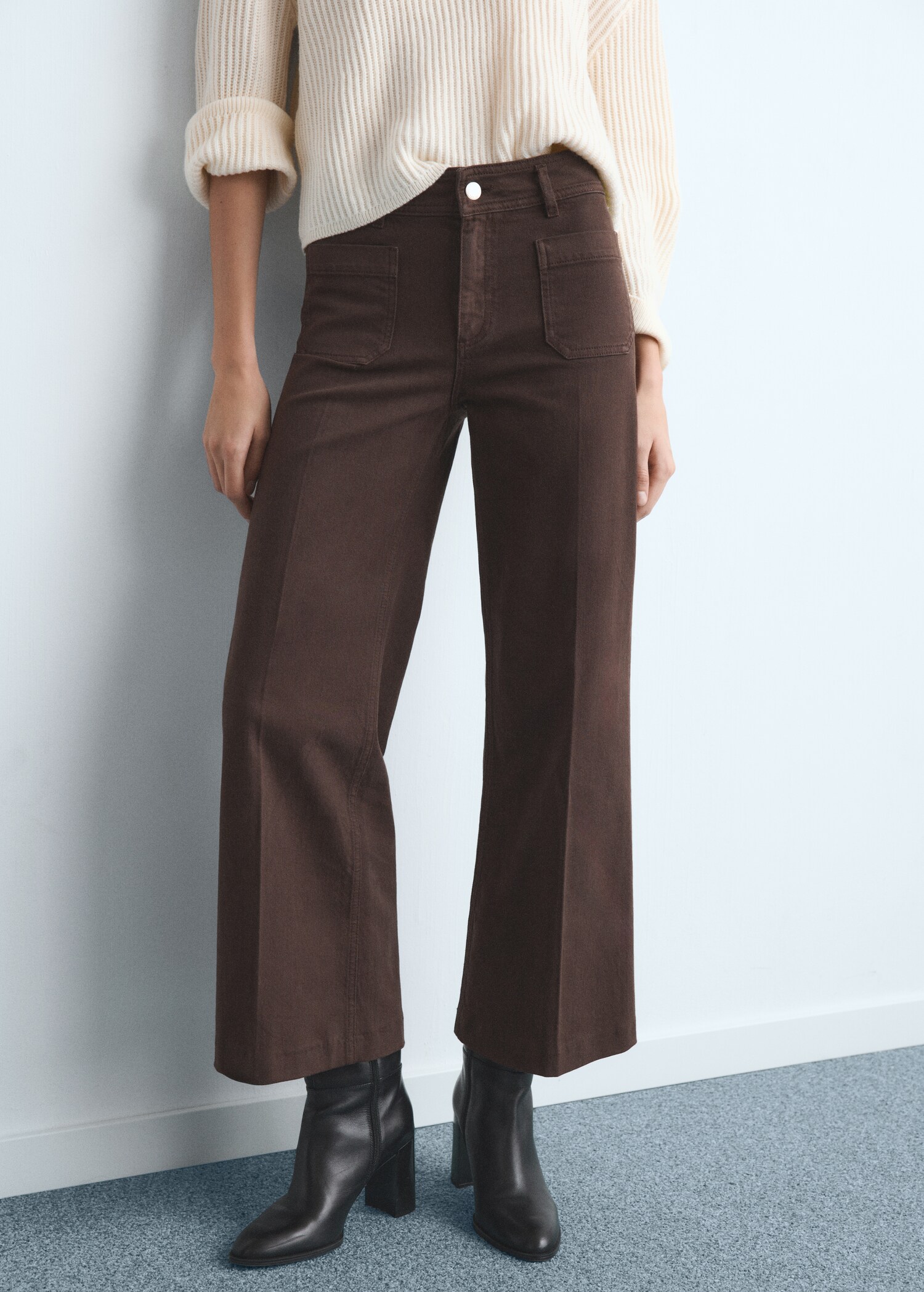 Wide-leg jeans with pockets - Medium plane