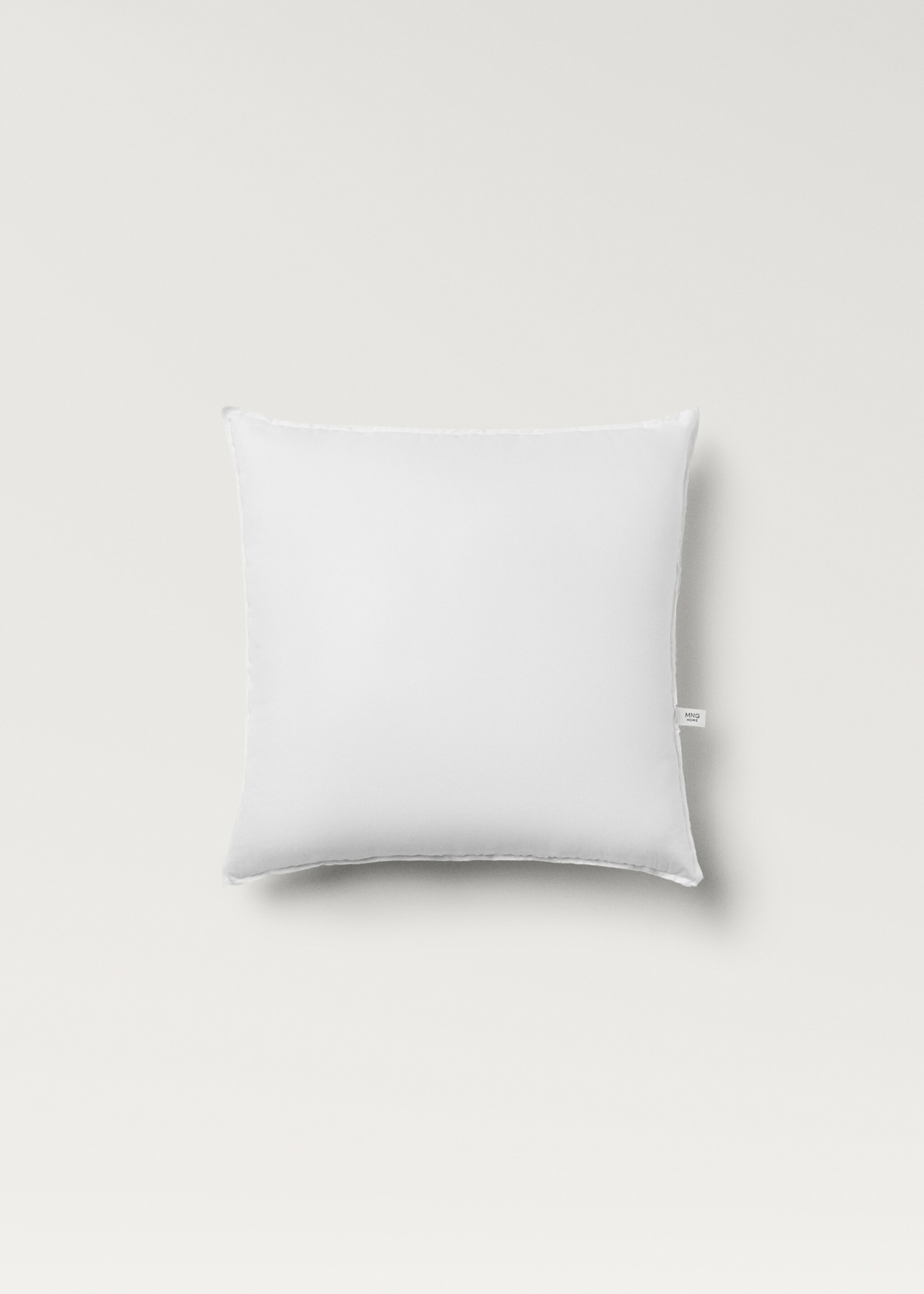 Microfibre cushion filling 45x45 cm - Article without model, White. Ref: 27061325-00.