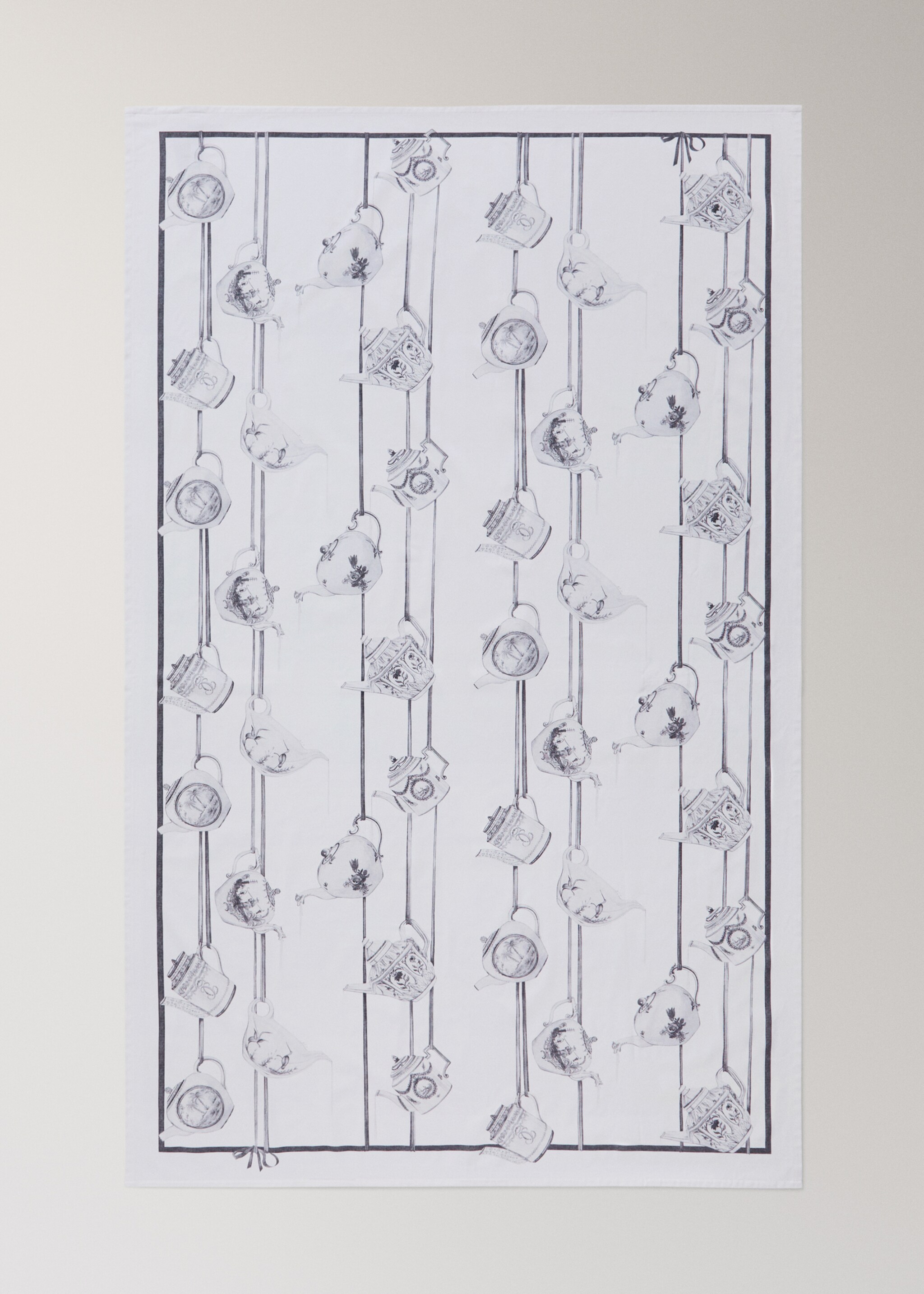 Cotton tablecloth with cup pattern for 6 to 8 guests - Details of the article 4, Grey. Ref: 27061328-00.