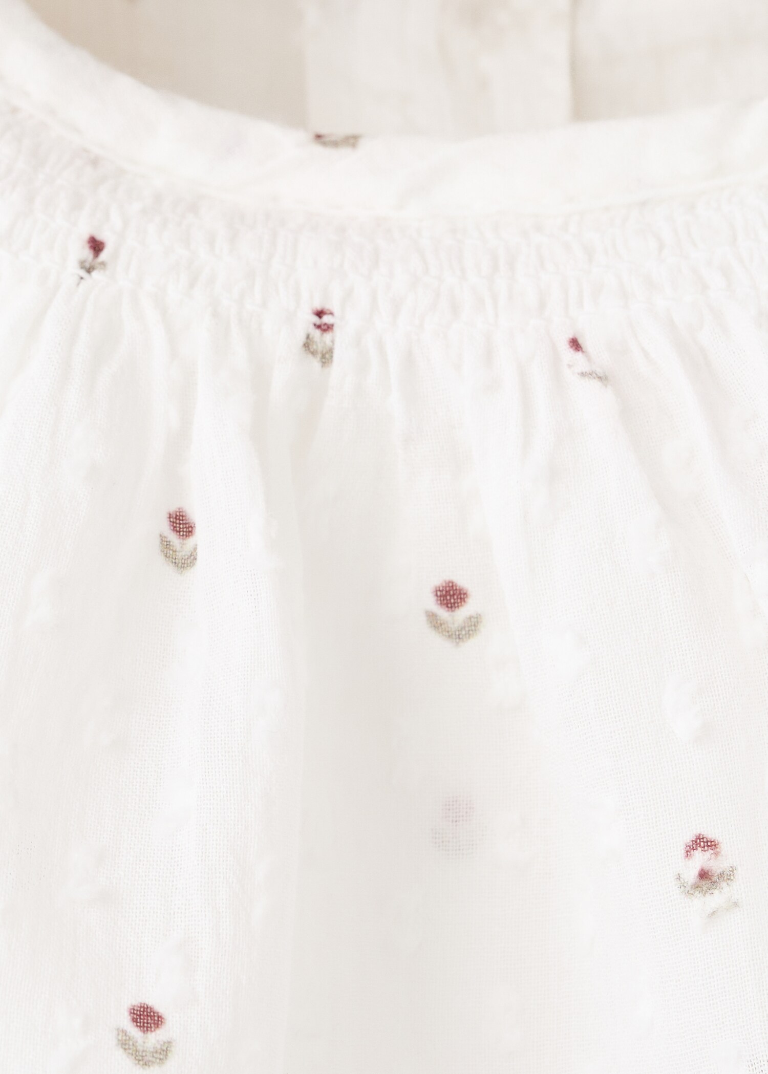 بلوزة مطرزة بياقة بيبي دول - تفاصيل المنتج 8