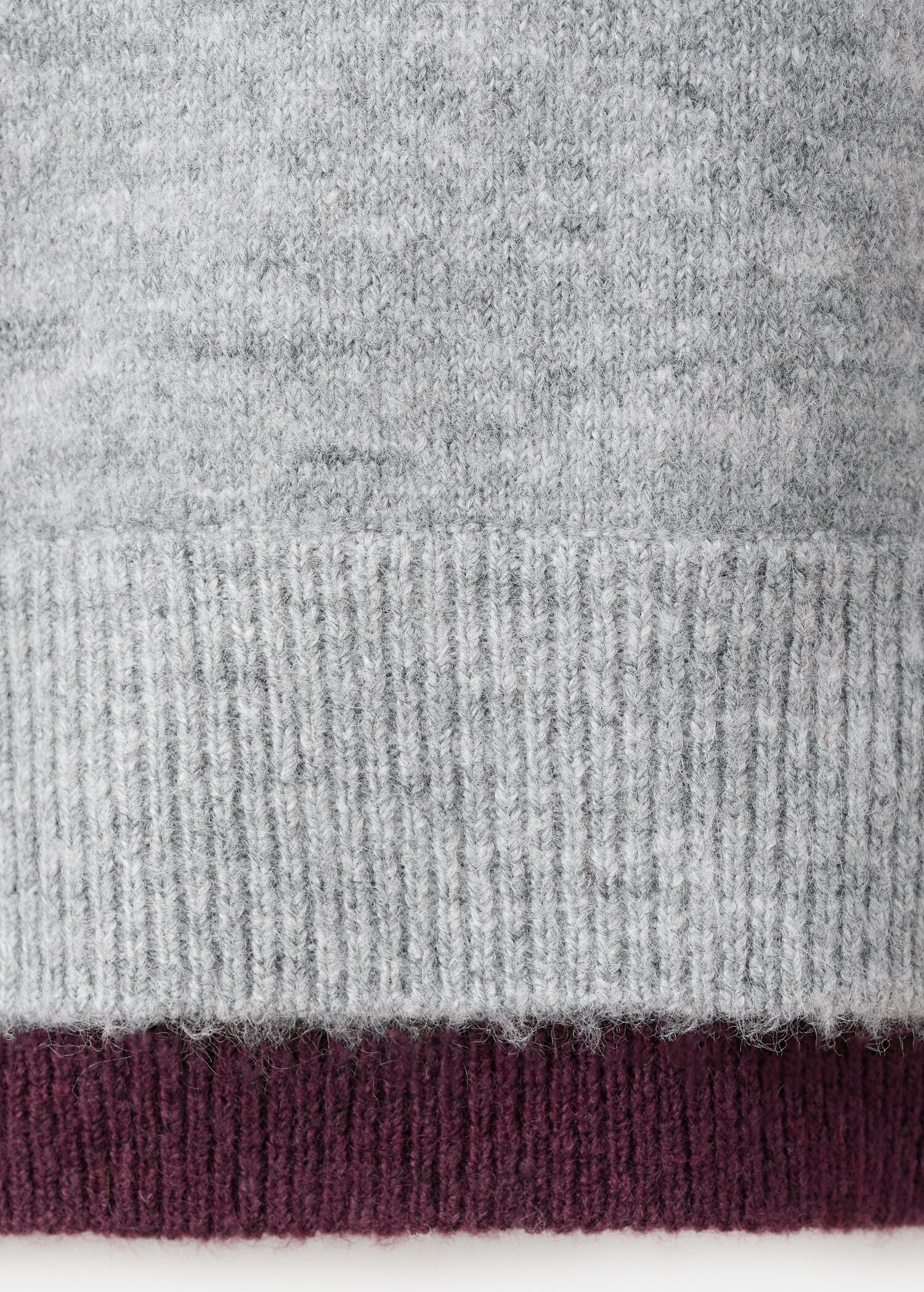 Bicolour knit sweater - Details of the article 0