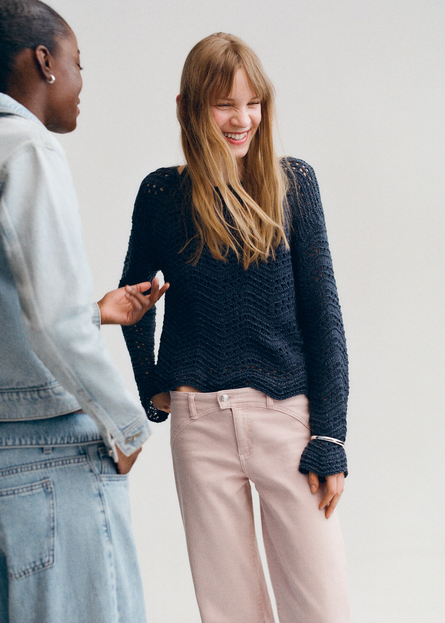 Straight low waist jeans - Details of the article 7