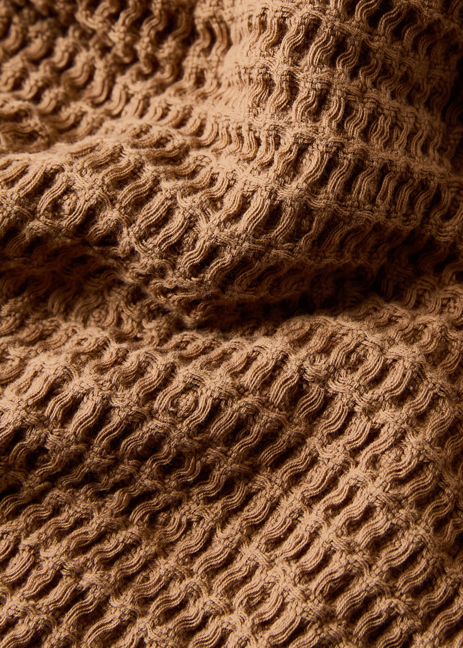 Cotton waffle blanket with fringed finish - Details of the article 2